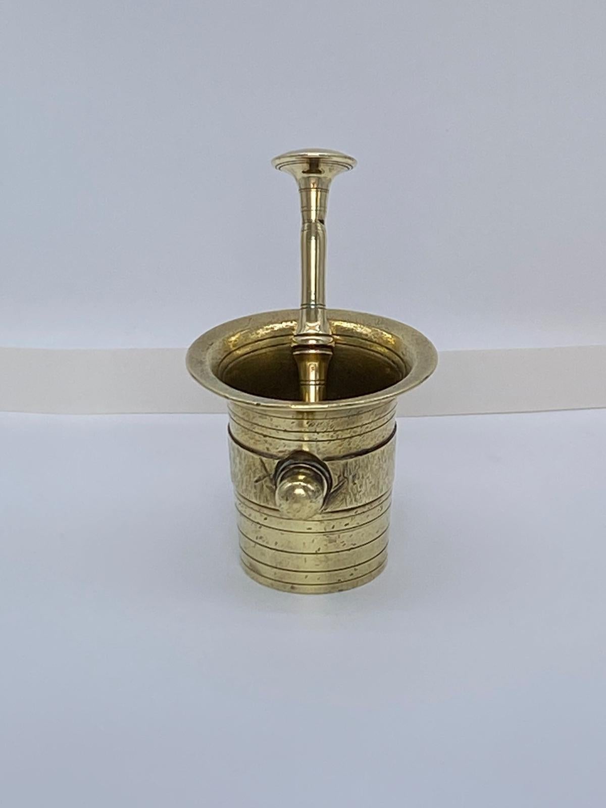 19th Century Antique Brass Pestle & Mortar C.1860 For Sale
