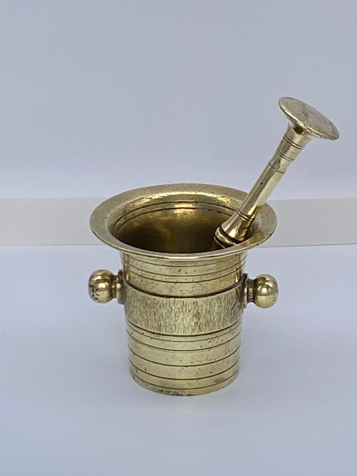 Antique Brass Pestle & Mortar C.1860 For Sale 1