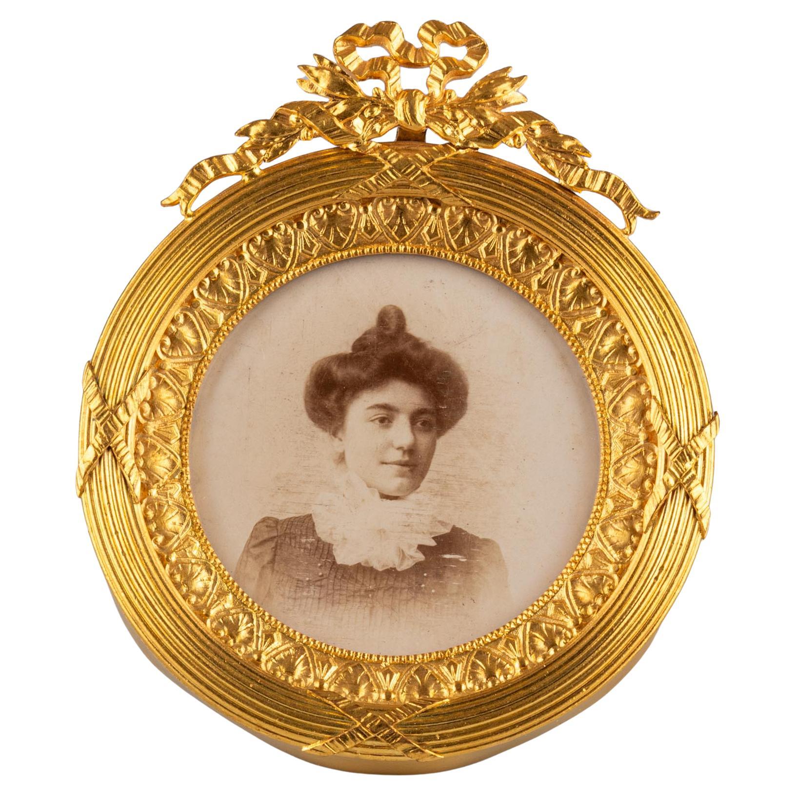 Marco antiguo de latón, marco de fotos, Francia, circa 1880, 5 x 5 cm
