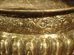 Antike Messing Repousse Jardiniere aus Frankreich