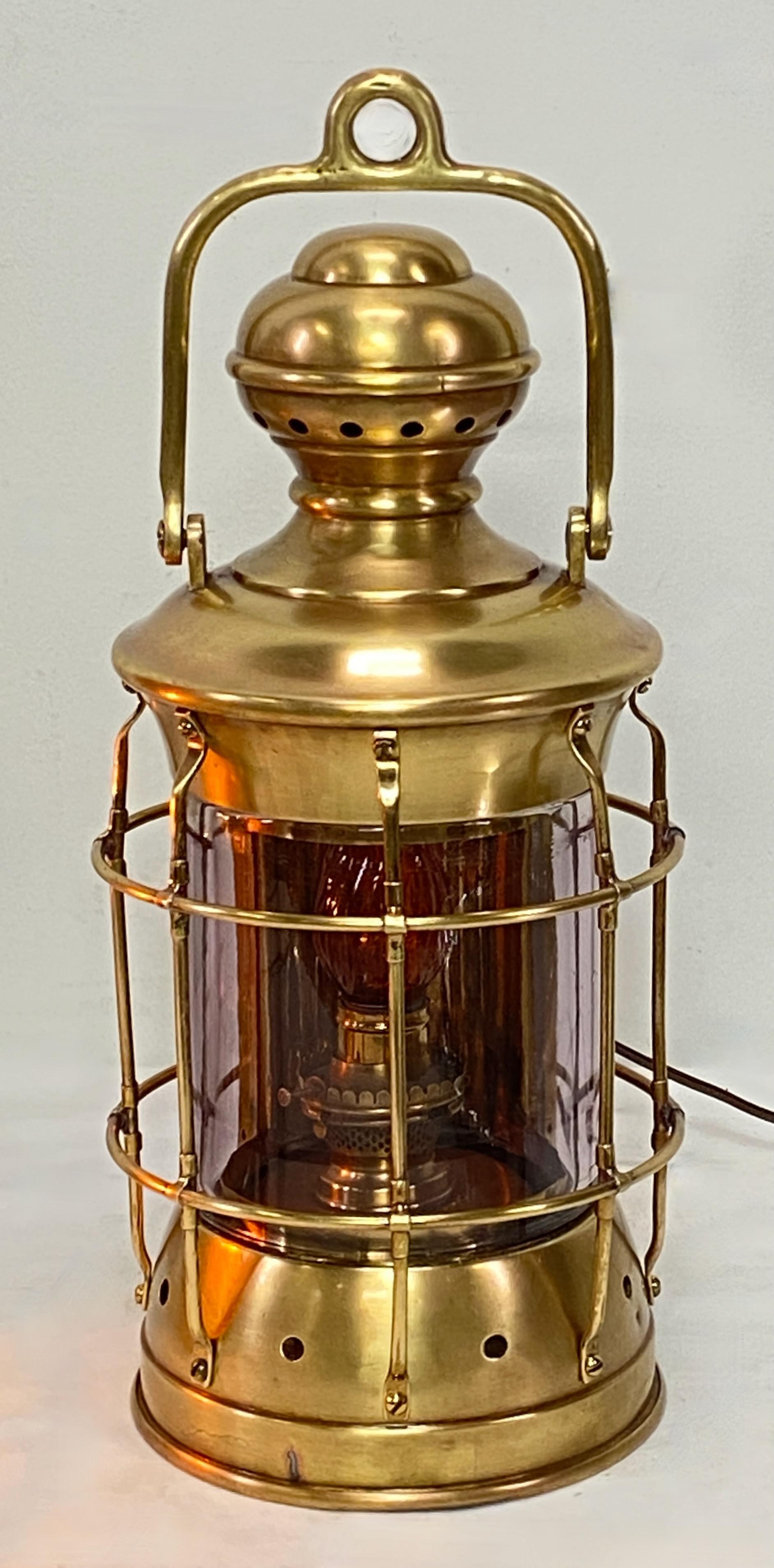 Antique Brass Ships Lantern Lamp In Good Condition For Sale In San Francisco, CA