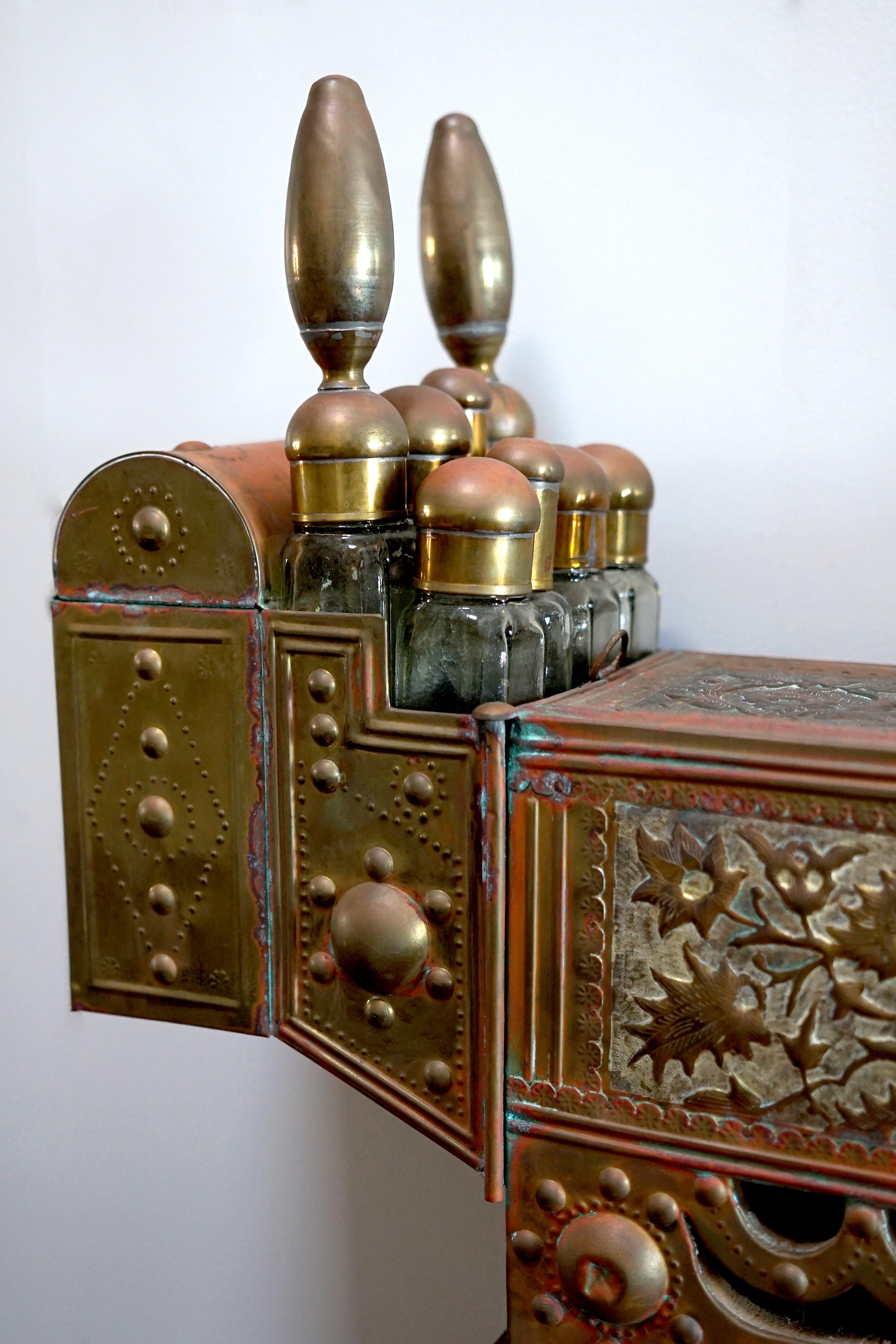 Antique Brass Shoe Shine Stand from Turkey with Accessories for stand For Sale 7