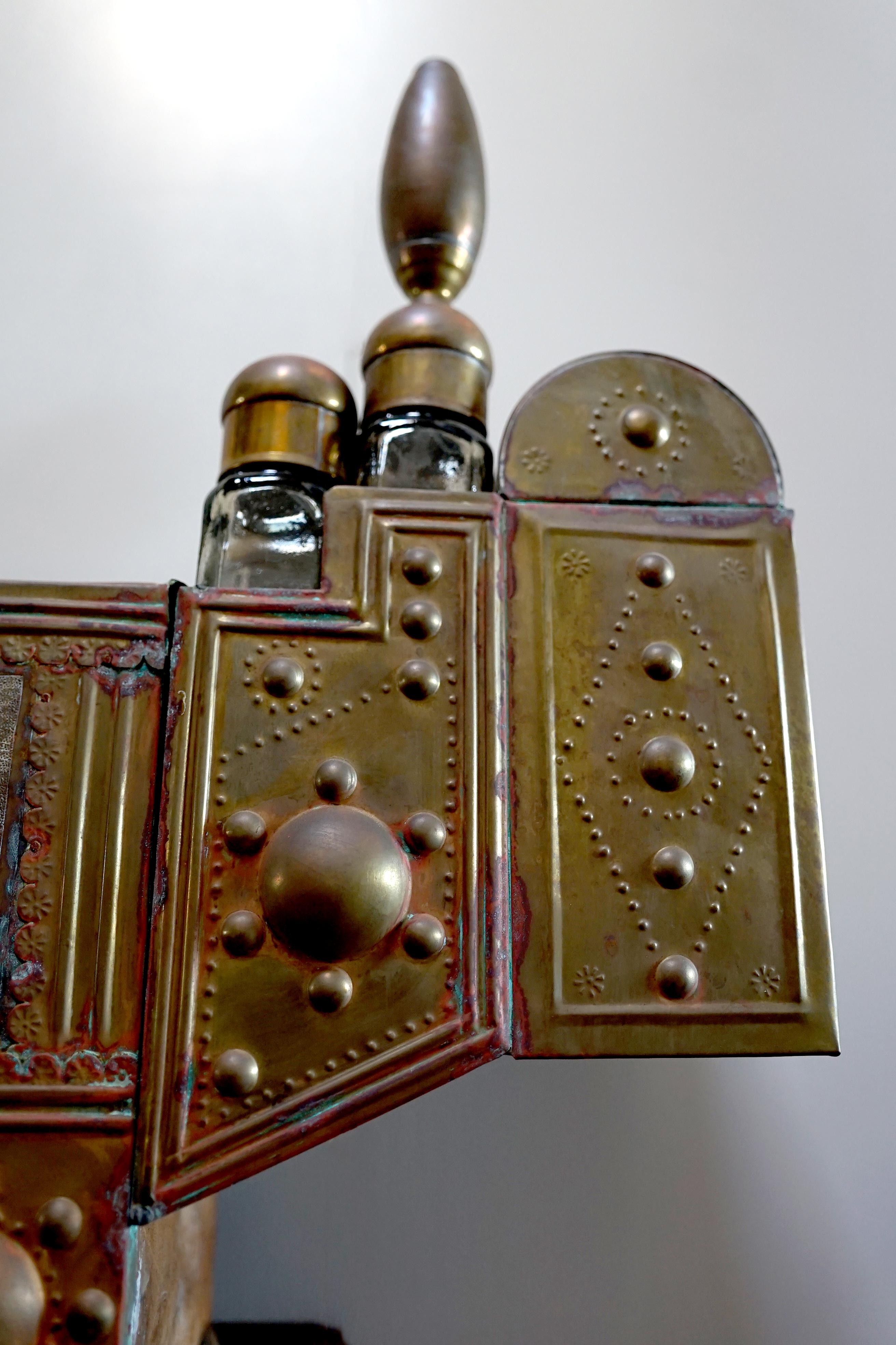 Antique Brass Shoe Shine Stand from Turkey with Accessories for stand For Sale 8