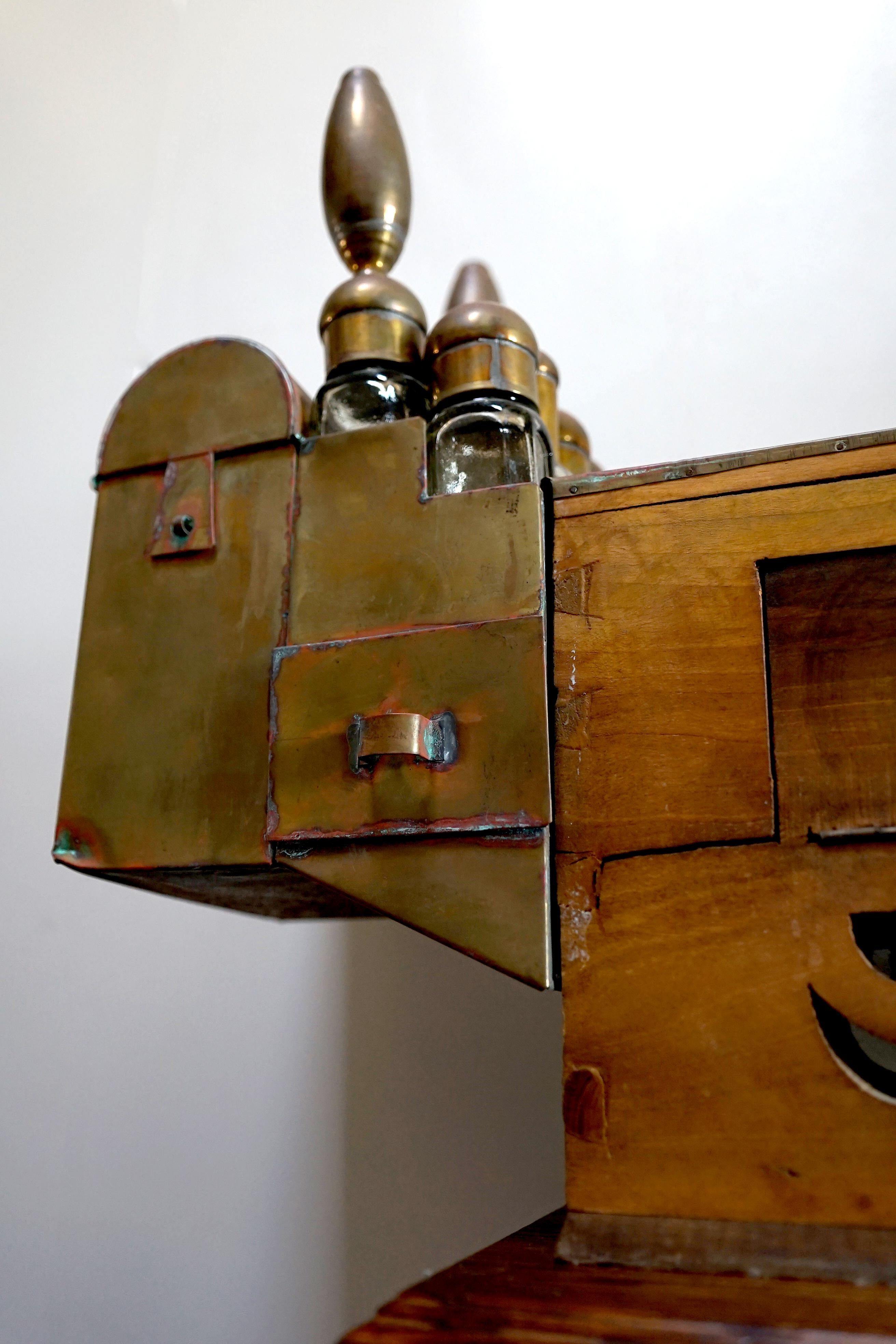 Antique Brass Shoe Shine Stand from Turkey with Accessories for stand In Good Condition For Sale In Lomita, CA