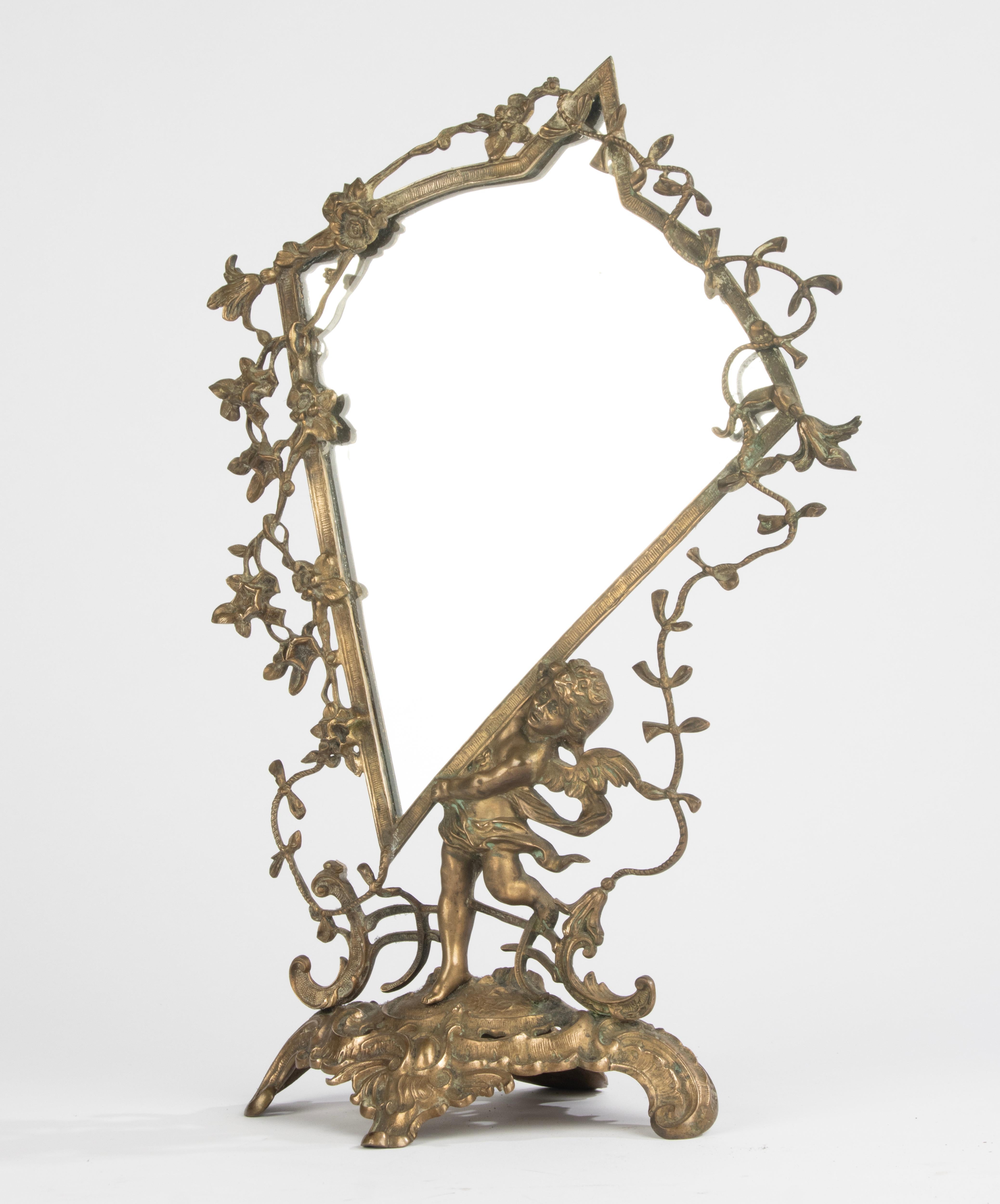 Fait main Antique Mirror de table en laiton en vente