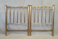 Testate per letti gemelli in ottone antico - una coppia