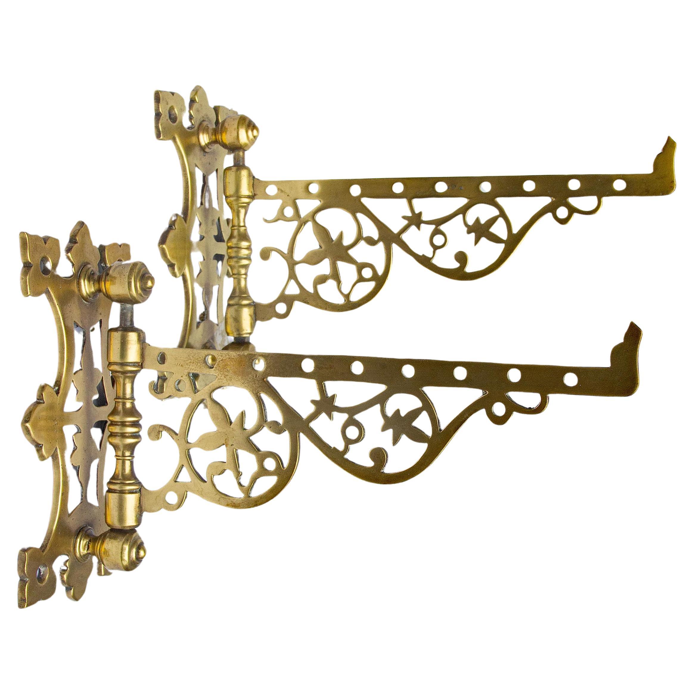 Antique Brass Wall Lamp or Plant Brackets 19th Century In Good Condition For Sale In Rochester, NY