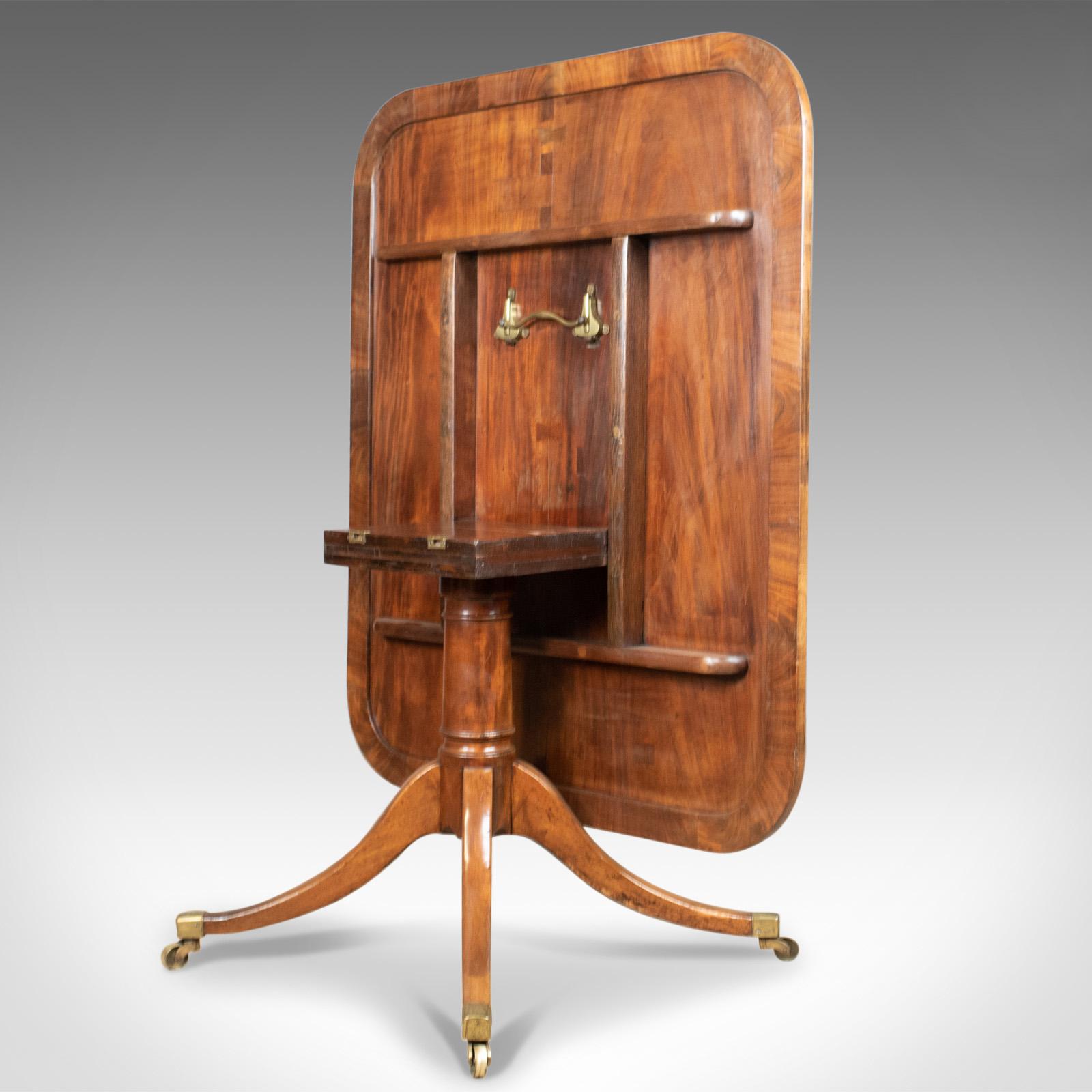 19th Century Antique Breakfast Table English Regency Mahogany Tilt-Top Dining, circa 1820