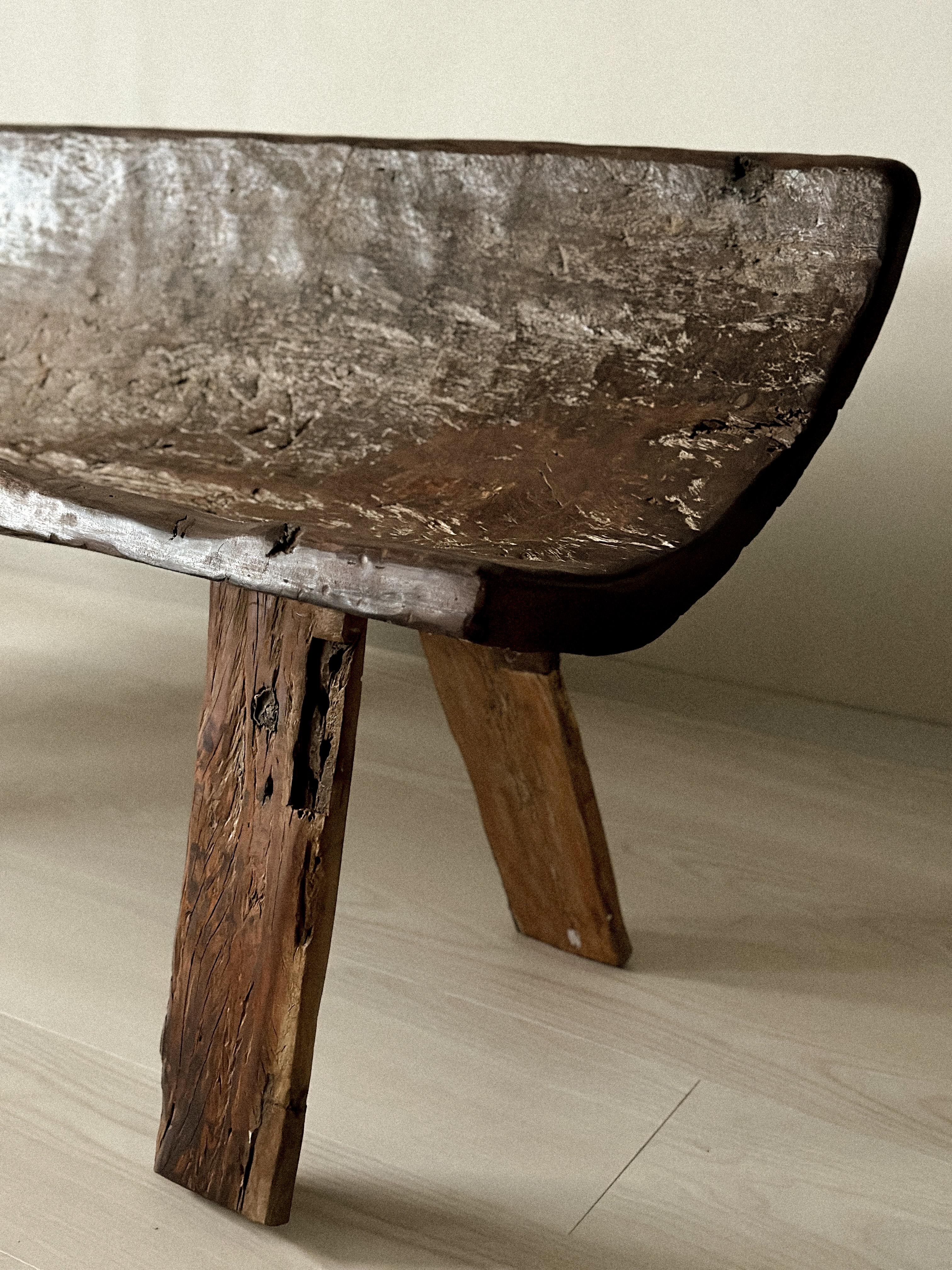 Antike Brautbank, skandinavische Wabi Sabi, ca.  1600s im Angebot 3