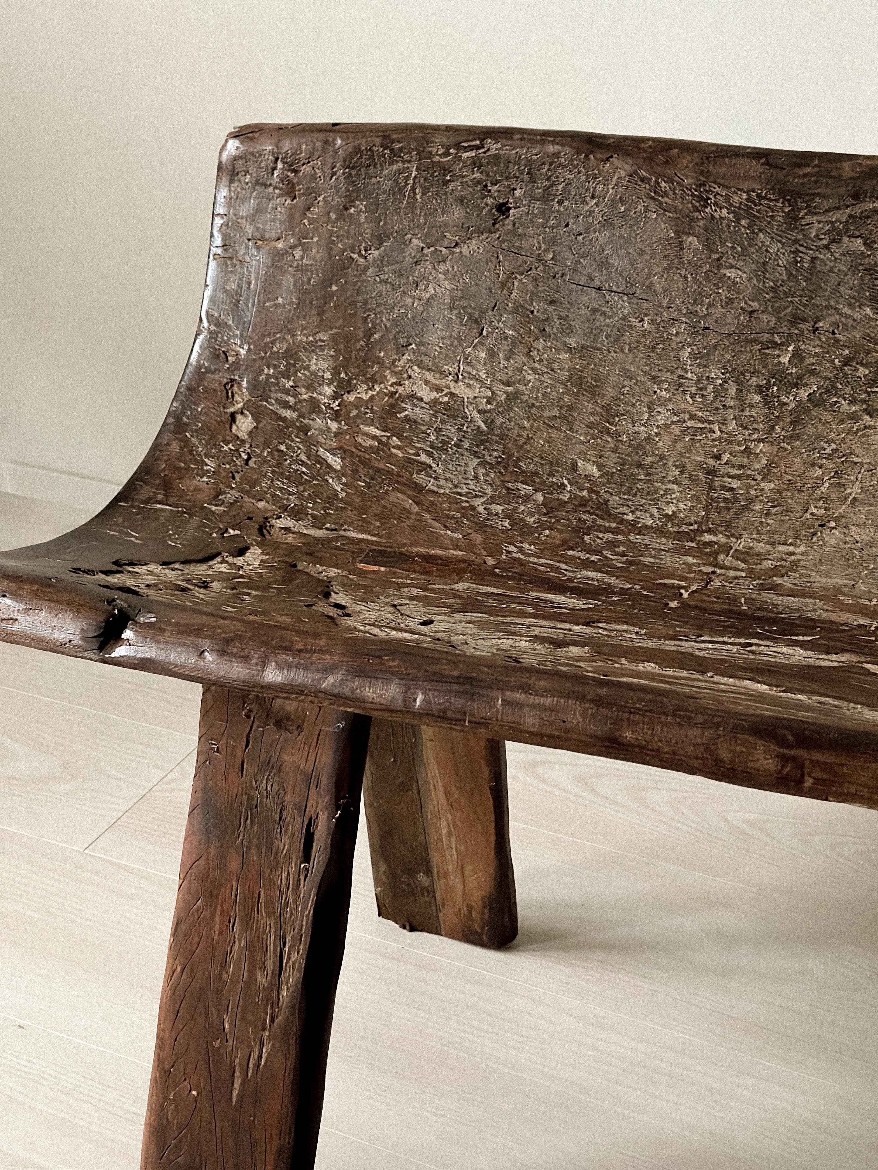 Antike Brautbank, skandinavische Wabi Sabi, ca.  1600s im Angebot 4