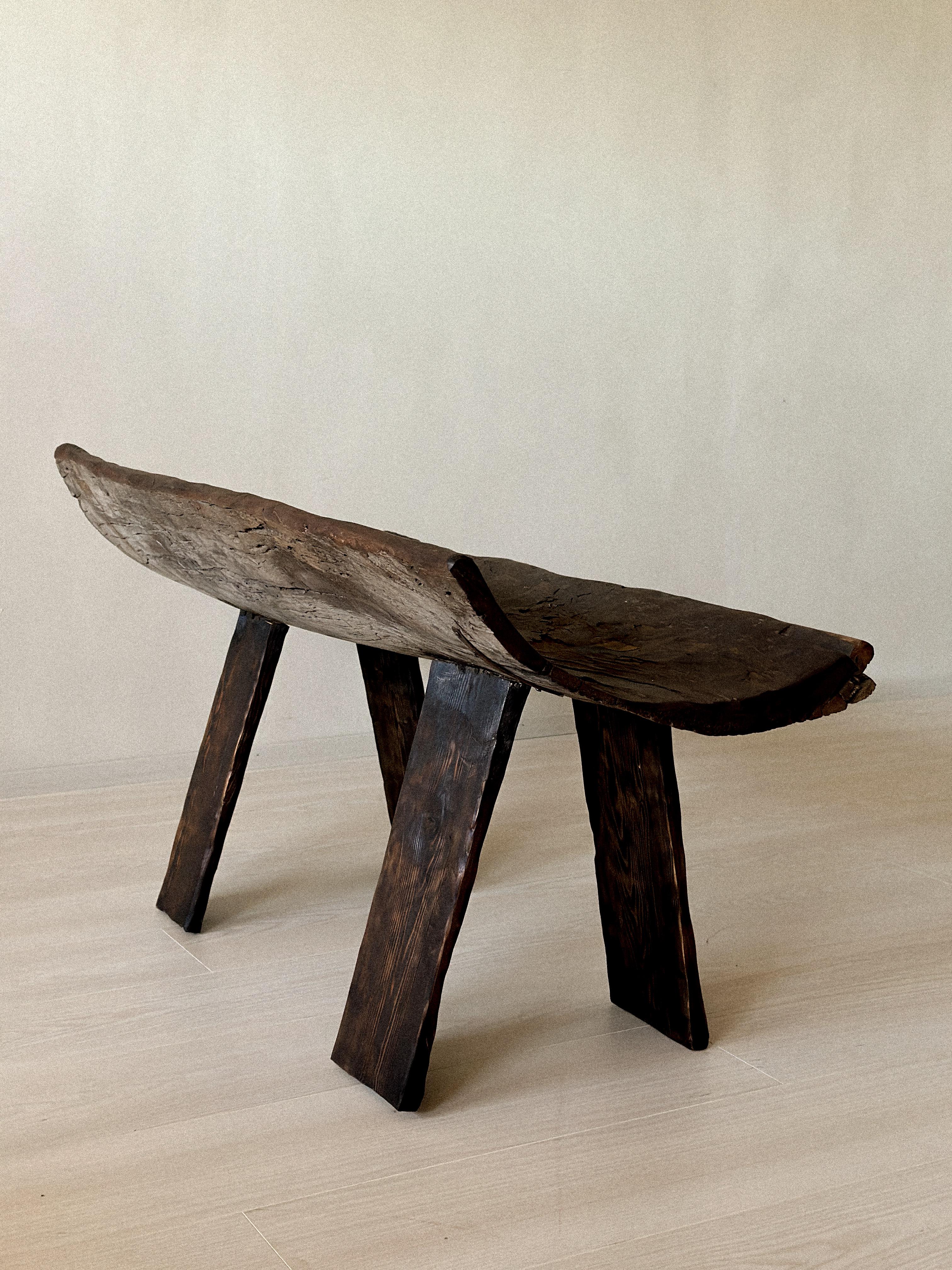 Fait main Banc de mariage ancien scandinave Wabi Sabi, c  1600s en vente