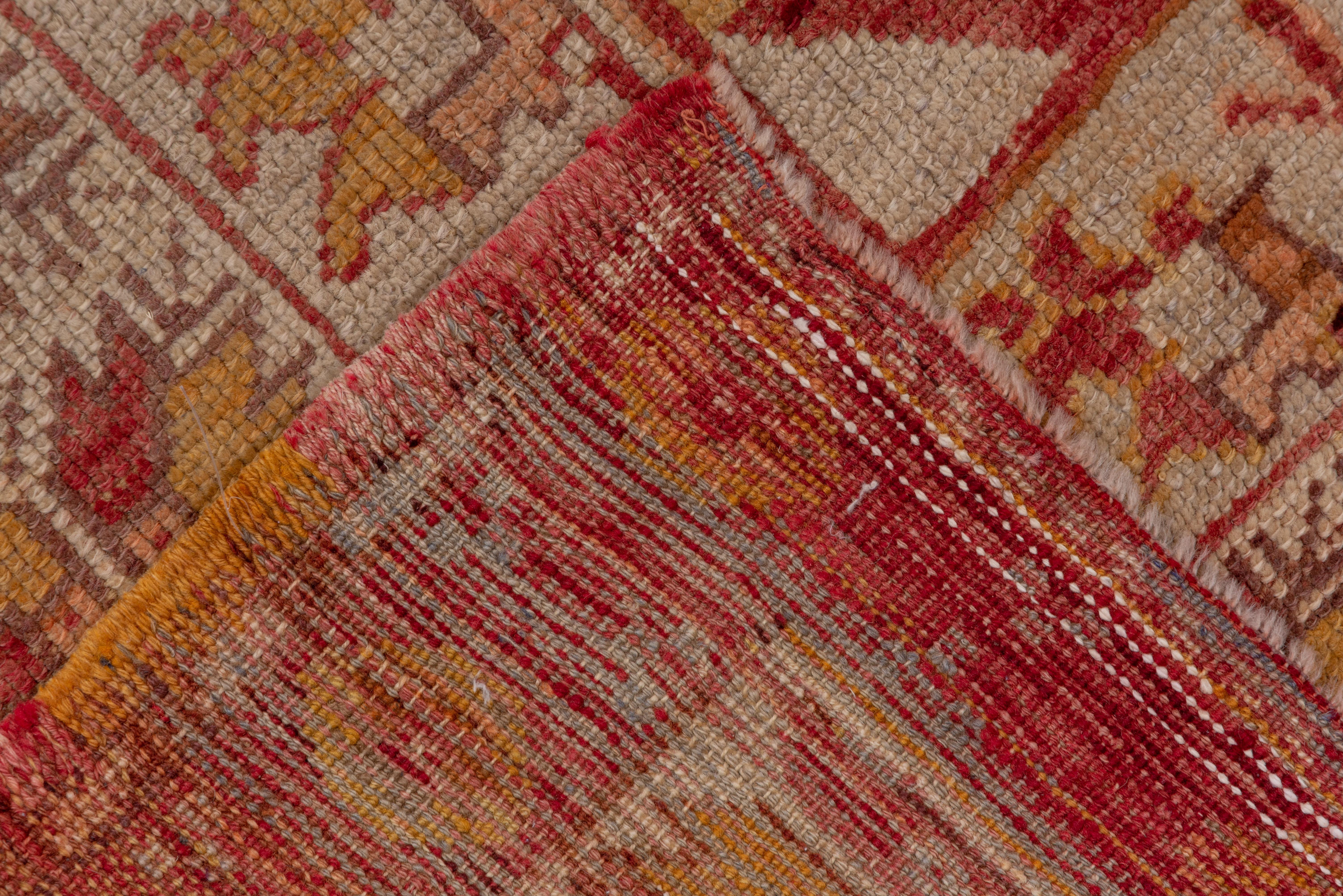 Early 20th Century Antique Bright Oushak Rug, circa 1920s For Sale