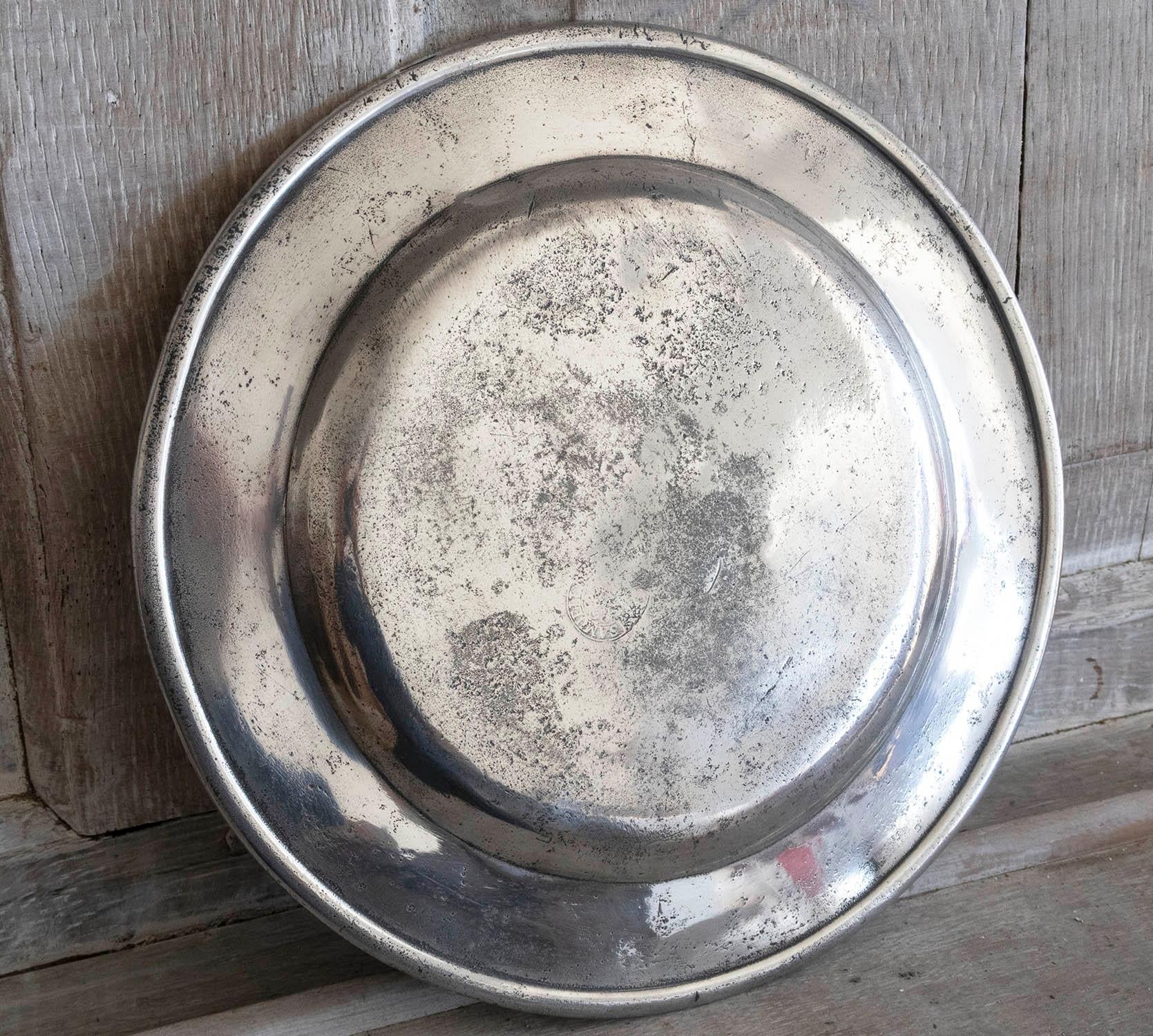 Georgian Antique Brightly Polished Pewter Plate With An Armorial, English, C.1800 For Sale