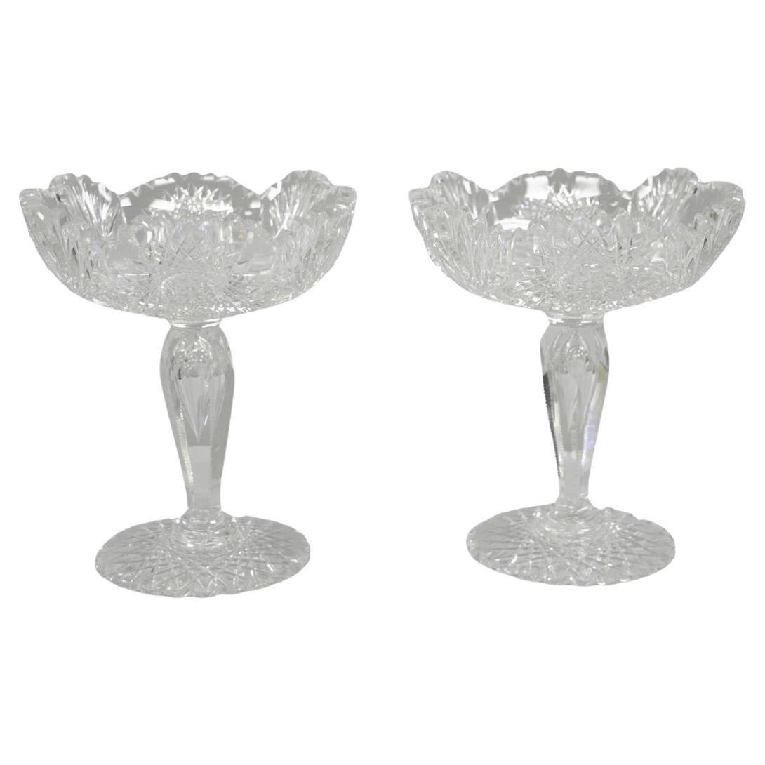 Antiguo Compota de Caramelos de Cristal de Corte Brillante Plato de Tuercas con Pedestal - un Par