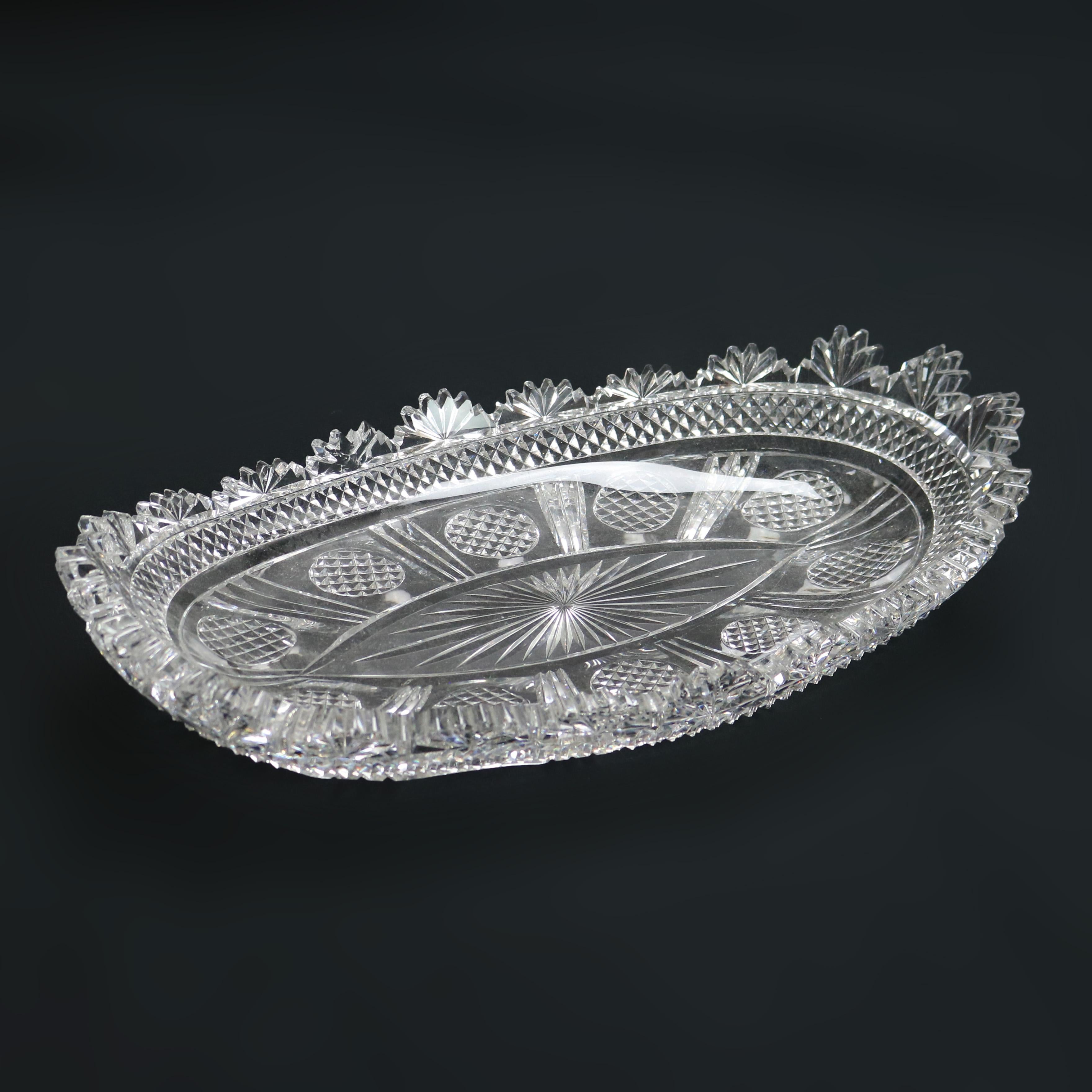 Bandeja de servir antigua de cristal tallado brillante con dibujo de diamantes C1890 en Bueno estado para la venta en Big Flats, NY