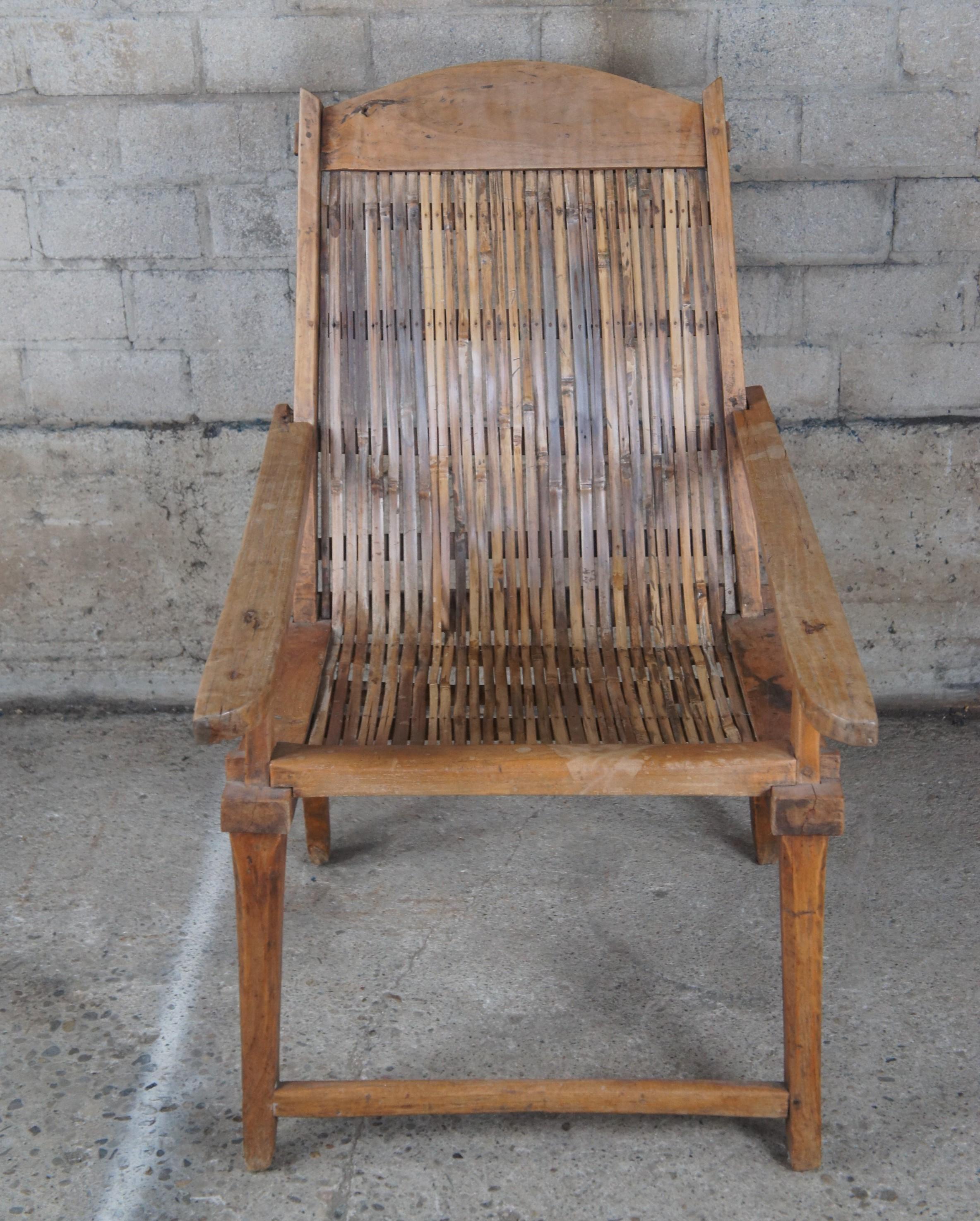 Ancienne chaise de jardinière britannique coloniale anglo-indienne en teck et rotin fendu Bon état - En vente à Dayton, OH