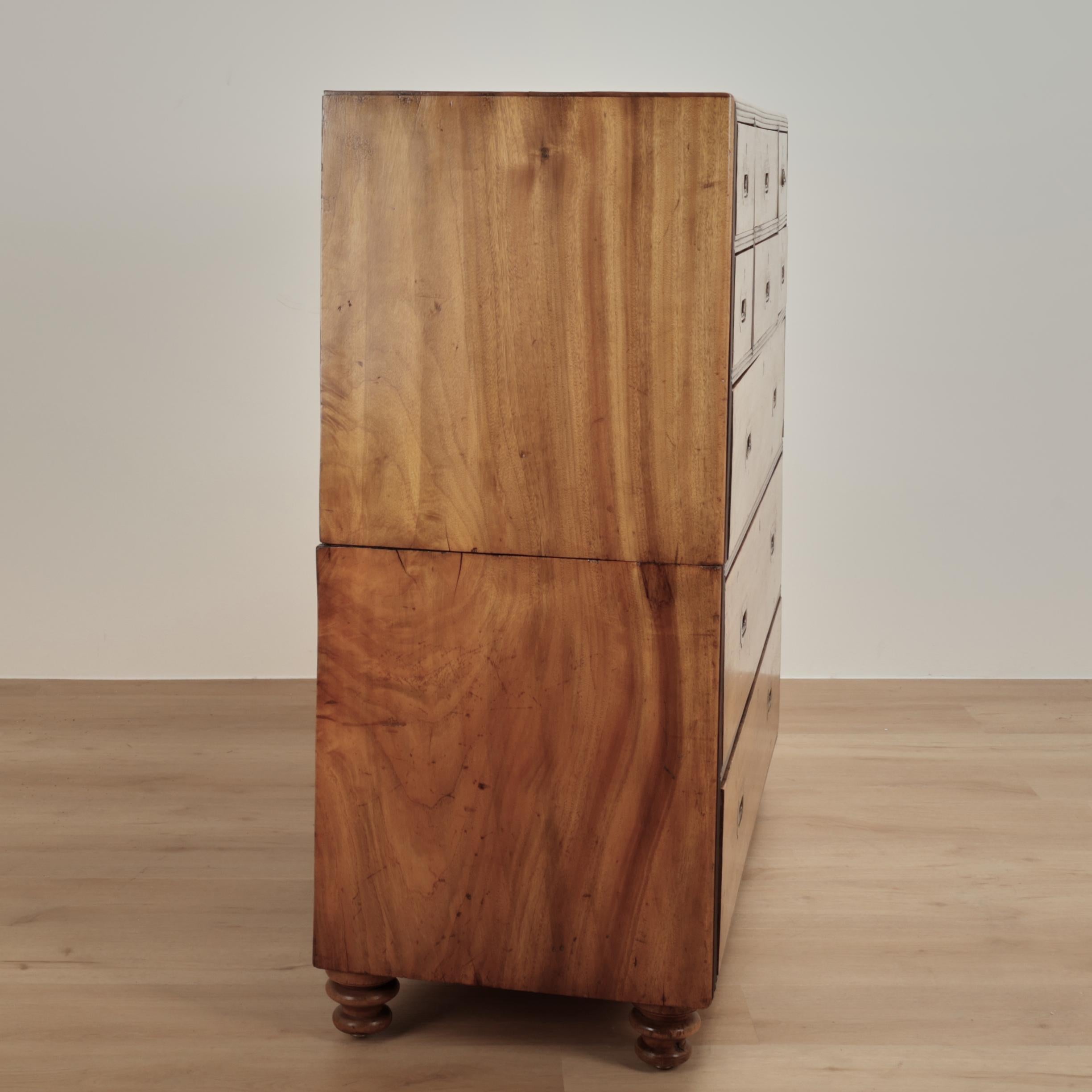 Antique British Colonial Campaign Chest in vendita 2