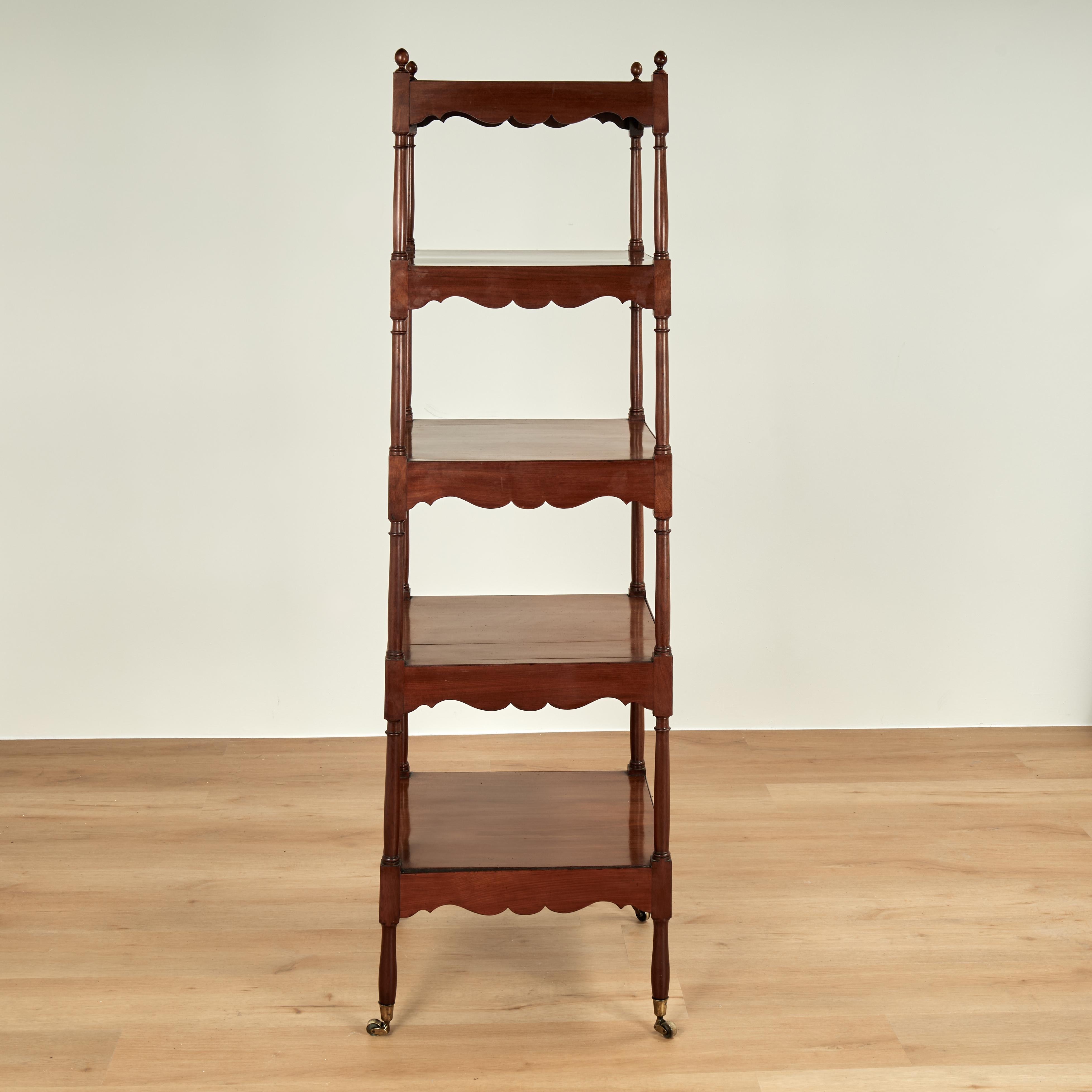 Etagère à cinq niveaux Antique British Colonial en vente 1