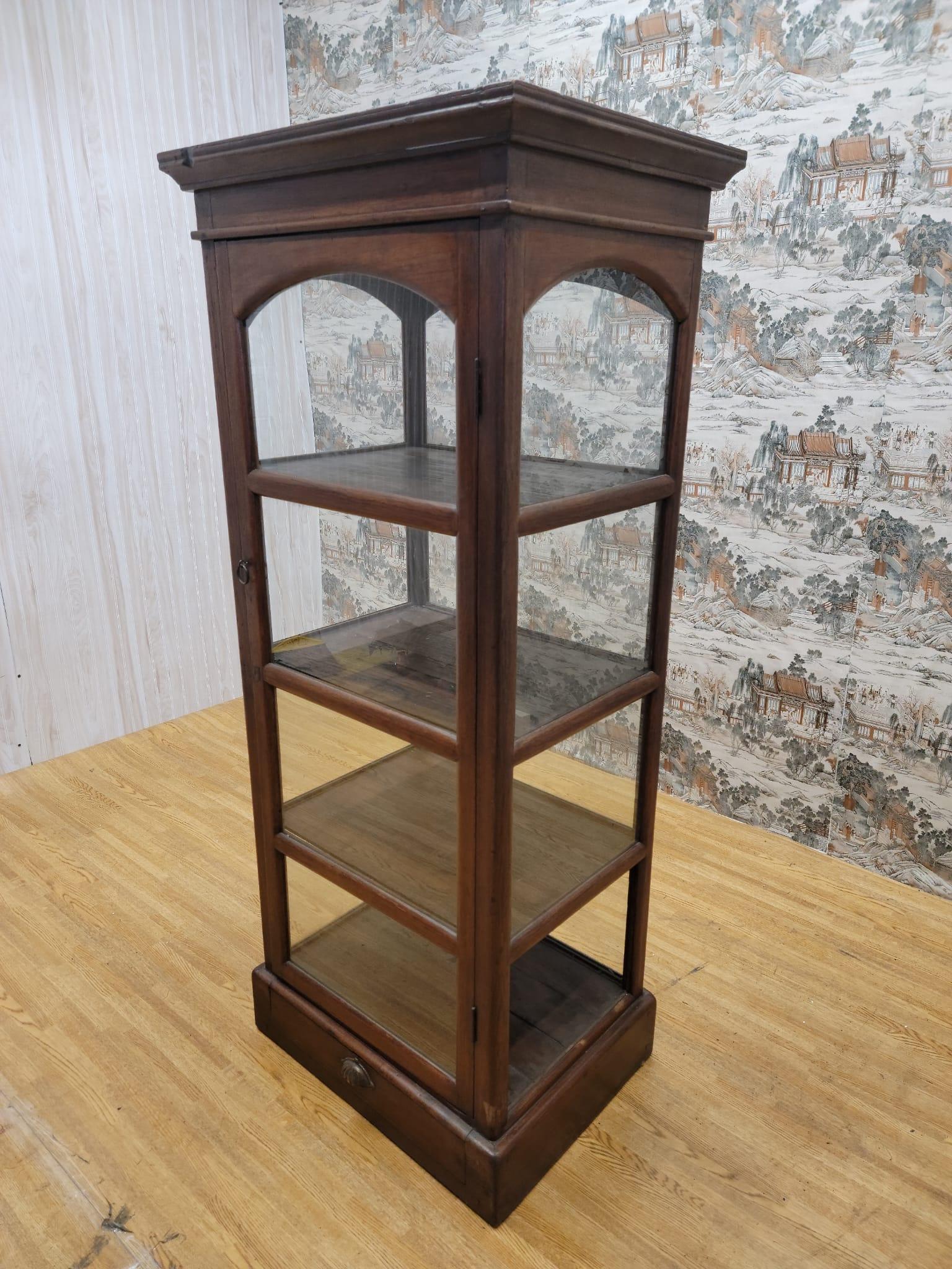 Antique Thai British Colonial Wood and Glass Display Case In Good Condition In Chicago, IL