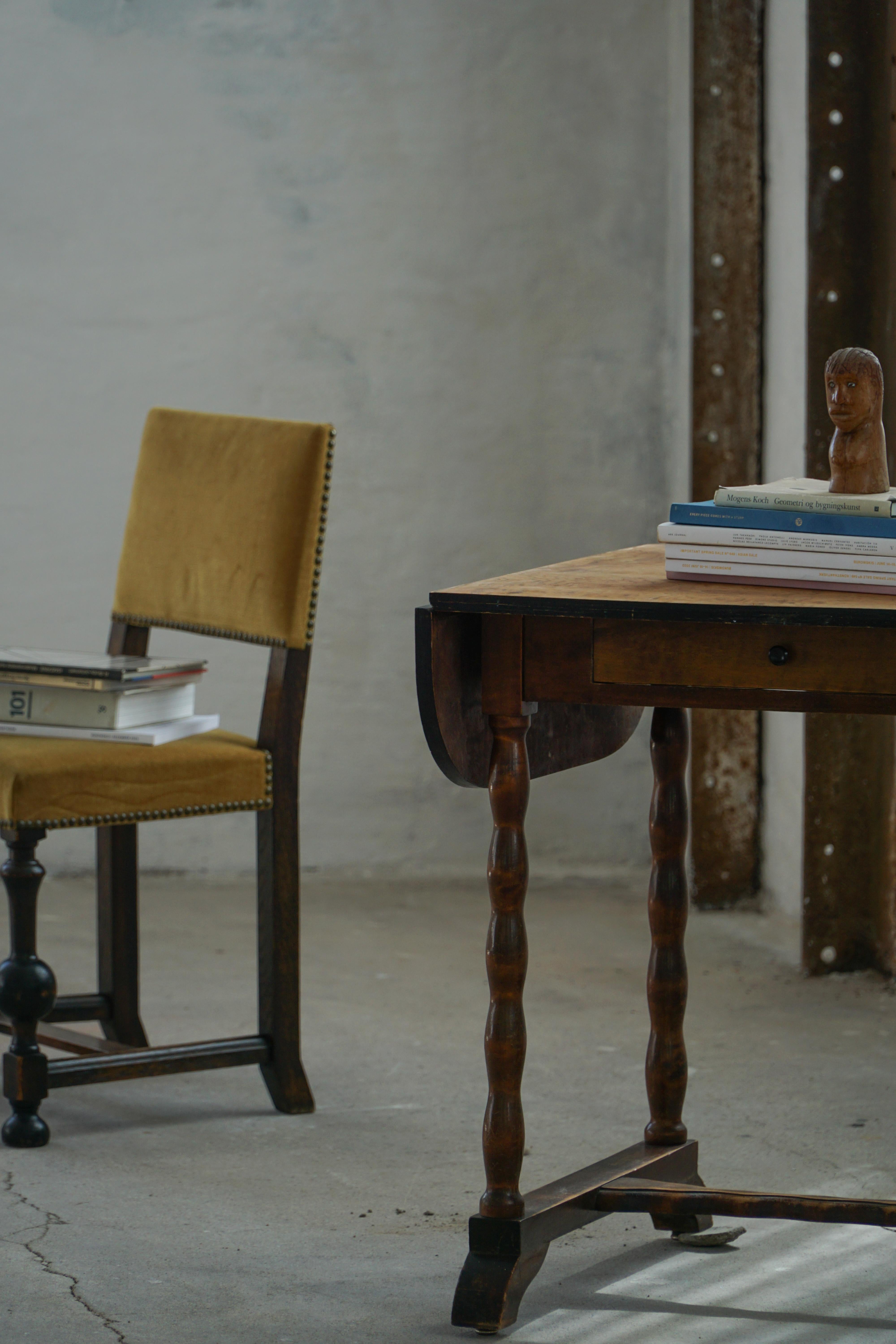 Antique British Folding Desk with Bobbin Legs, Early 20th Century For Sale 1