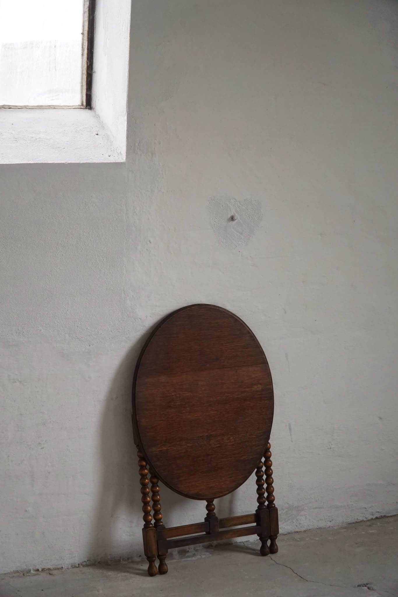 Antique British Folding Side Table with Bobbin Legs, Early 20th Century In Good Condition In Odense, DK
