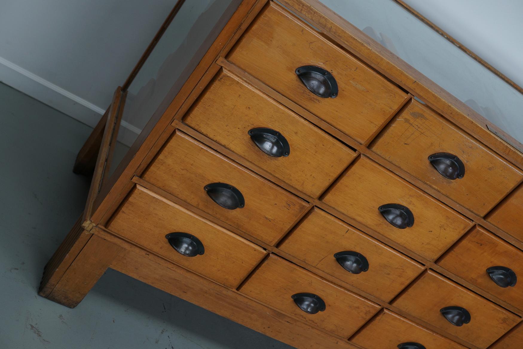 Antique British Maple Haberdashery Cabinet or Shop Counter, 1920/30s 2