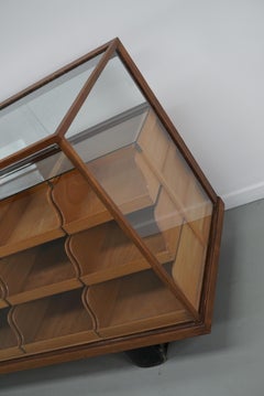 Antiker britischer Ahorn- und Hartholz-Kurzwarenschrank oder Ladentisch, 1930er Jahre