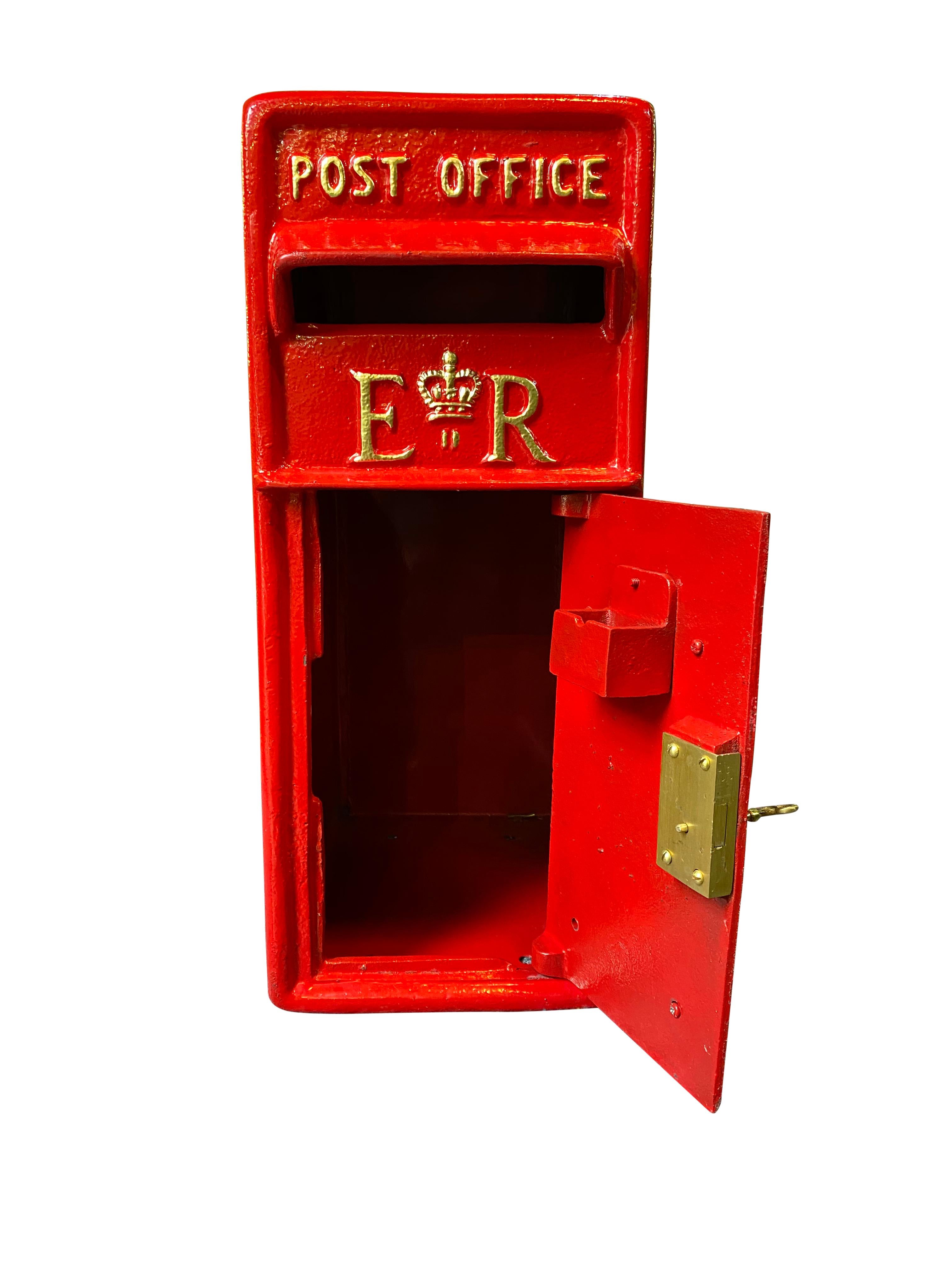 English Antique British Royal Mail Queen Elizabeth 2nd Red Post Box