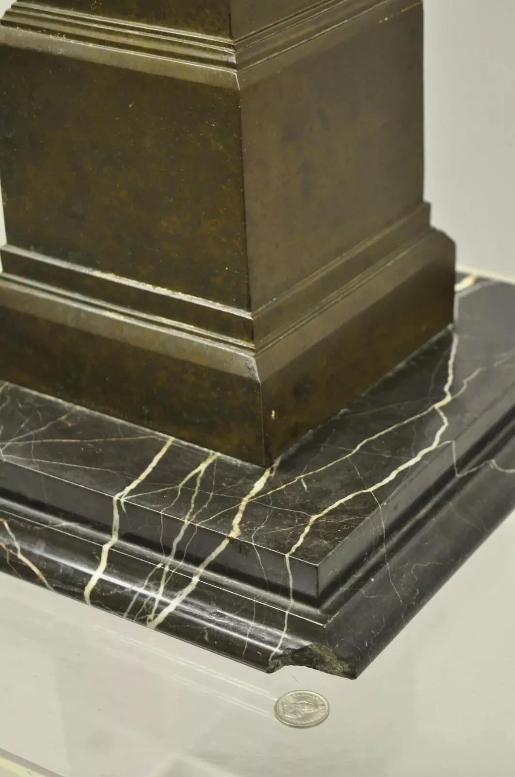 Buste élisabéthain d'antiquités en bronze et marbre de 23 pouces par Arthur Konn, vers 1920 en vente 2