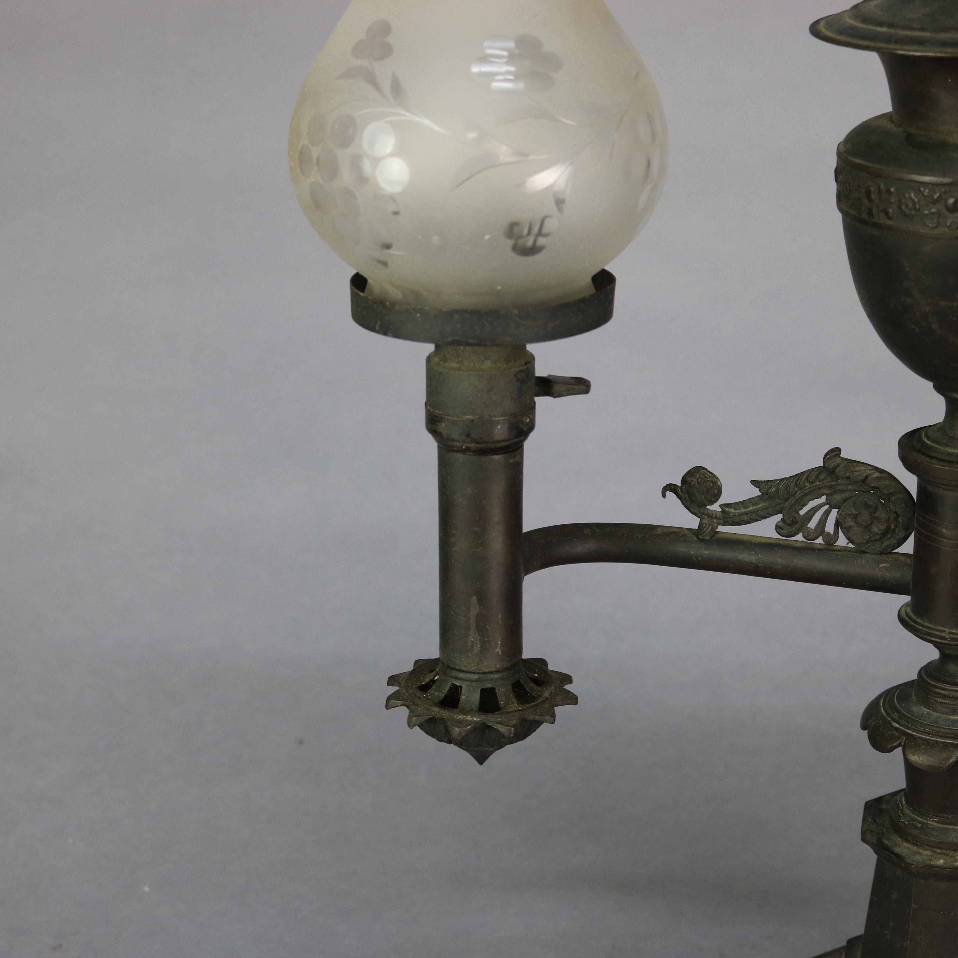 Antike Bronze Argand Student Lampe & Schirm:: elektrifiziert:: um 1820 (amerikanisch)