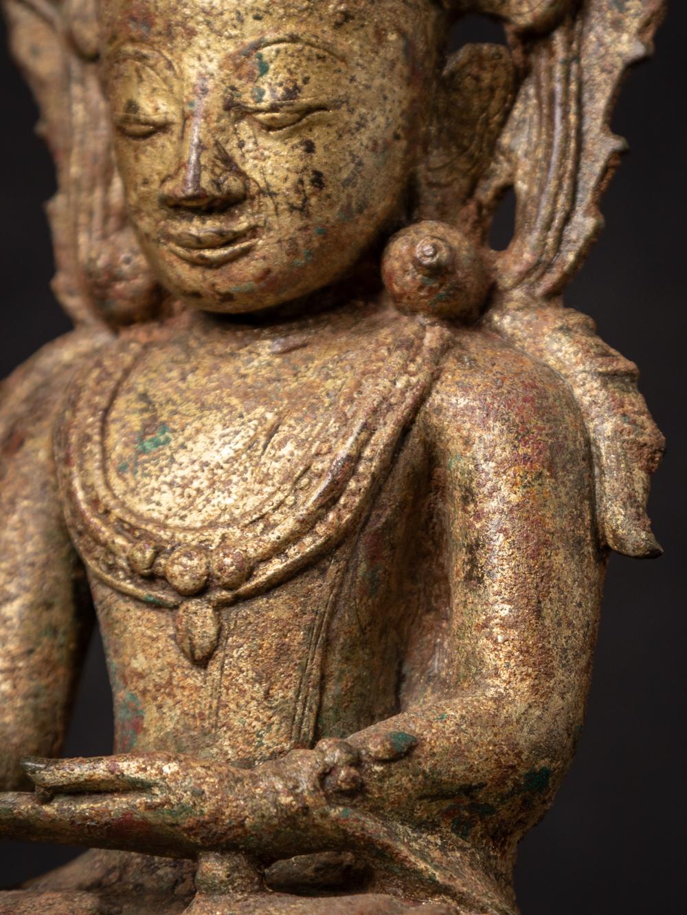 Antique bronze Ava Buddha statue, early Ava period from Burma For Sale 6