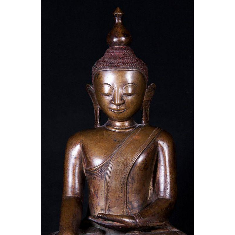 Antique Bronze Ava Buddha Statue from, Burma For Sale 1