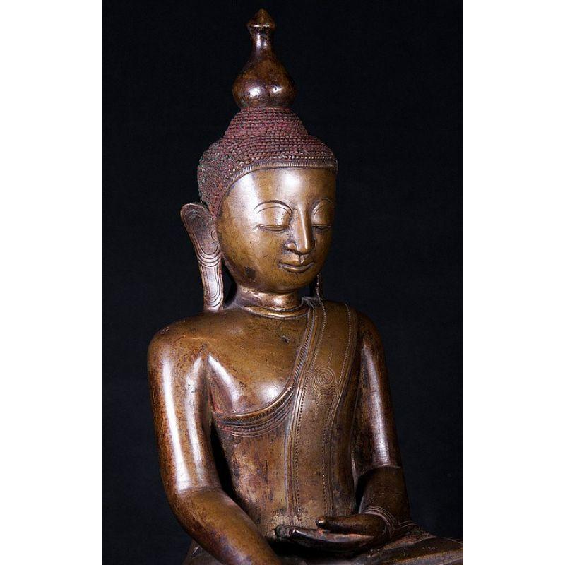Antique Bronze Ava Buddha Statue from, Burma For Sale 3