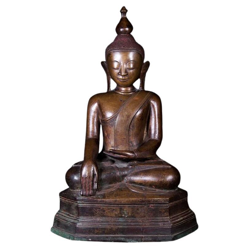 Antique Bronze Ava Buddha Statue from, Burma For Sale