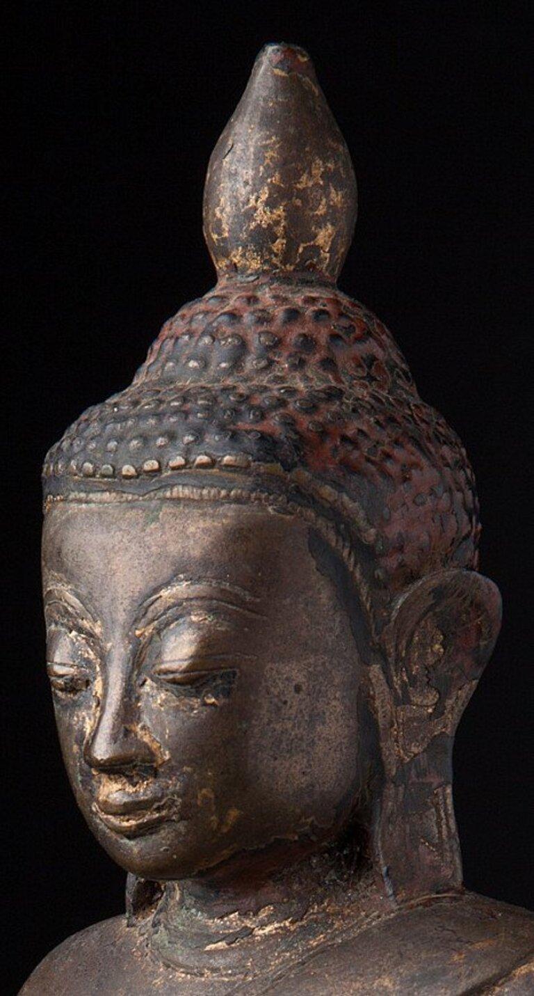 Antique Bronze Ava Buddha Statue from Burma For Sale 7