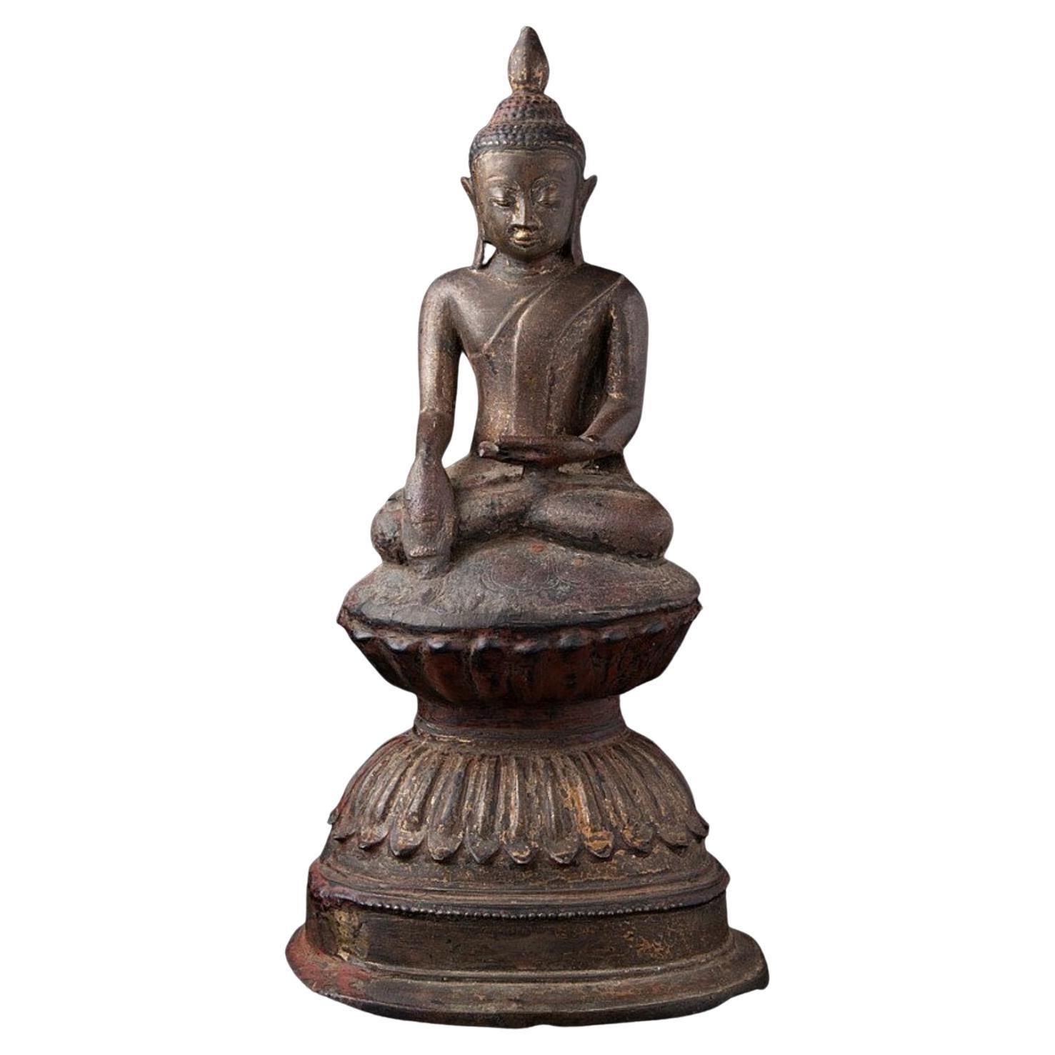 Antique Bronze Ava Buddha Statue from Burma For Sale