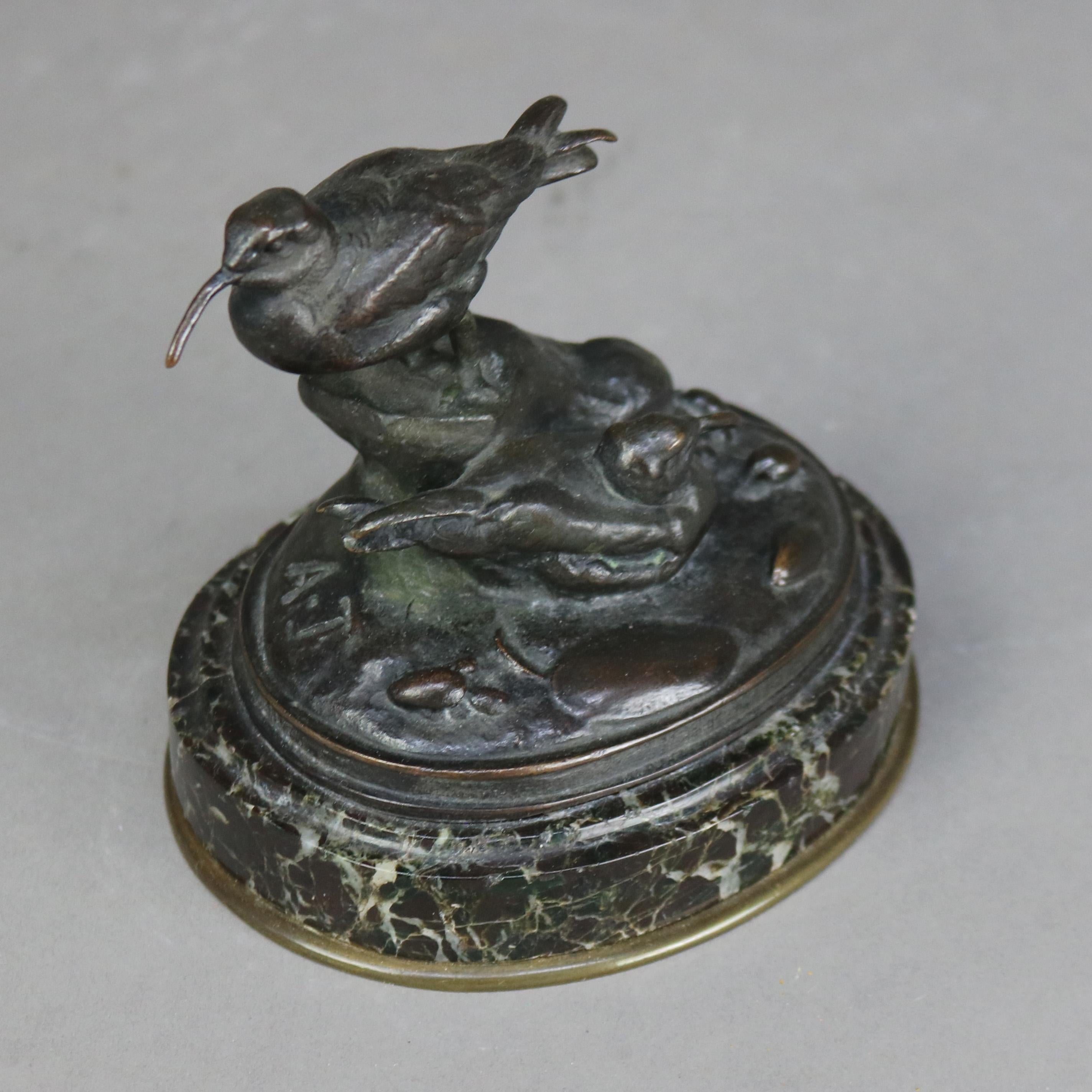 20ième siècle Ancienne sculpture de groupe d'oiseaux en bronze sur socle en marbre signée A. J. C1900 en vente