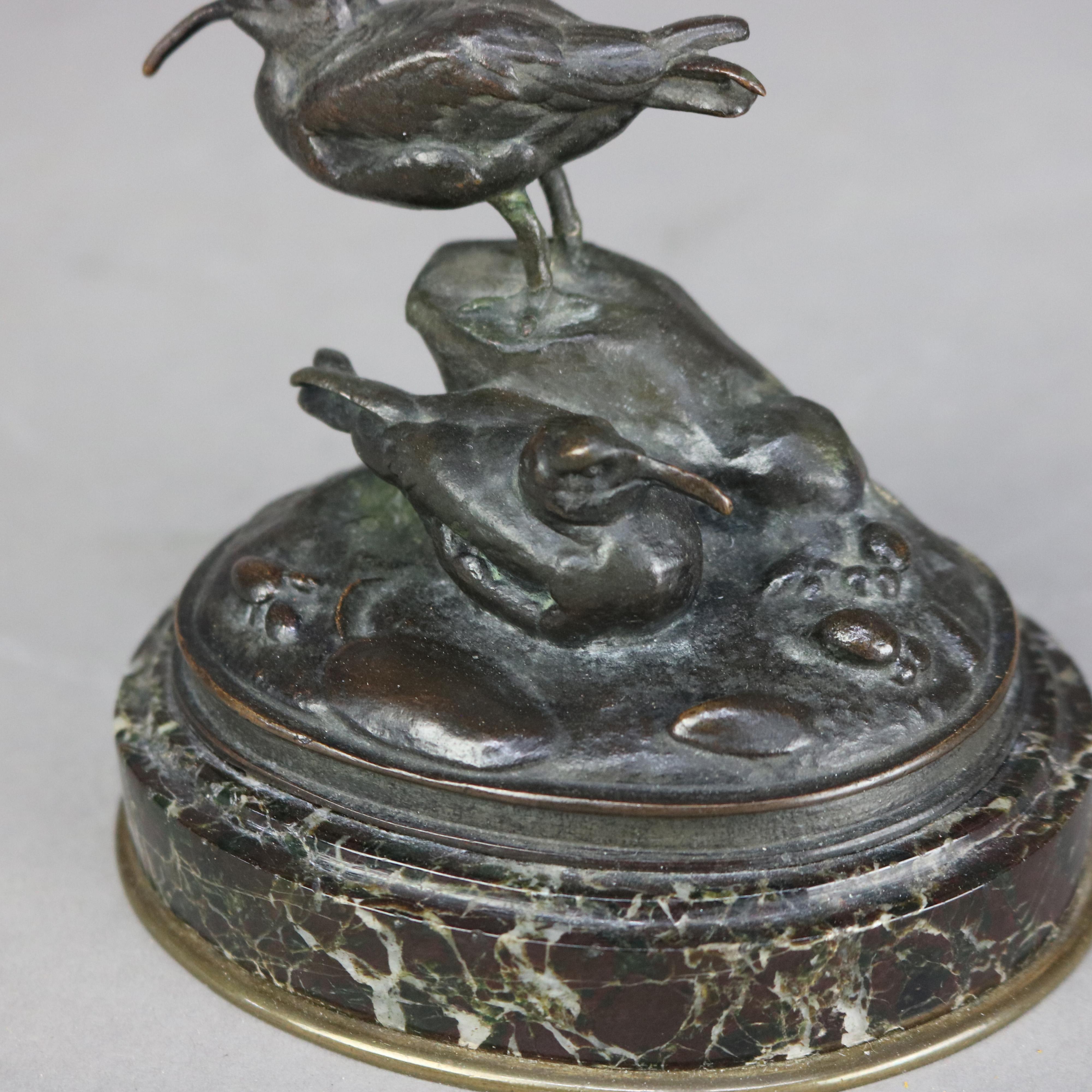 Ancienne sculpture de groupe d'oiseaux en bronze sur socle en marbre signée A. J. C1900 en vente 1