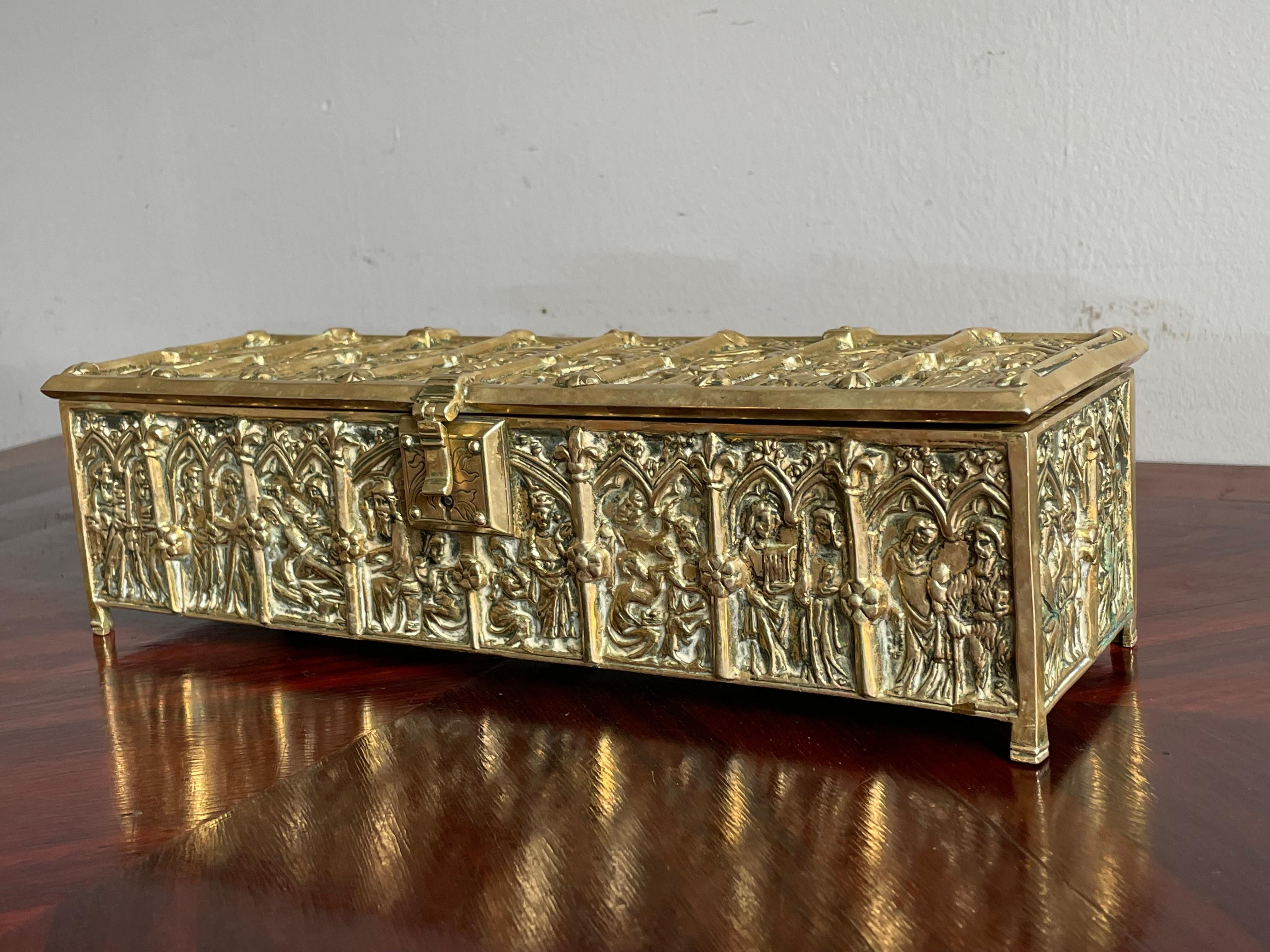 Antique Bronze Box w. Gothic Church Window Panels by Adolph Frankau & Co, London 12