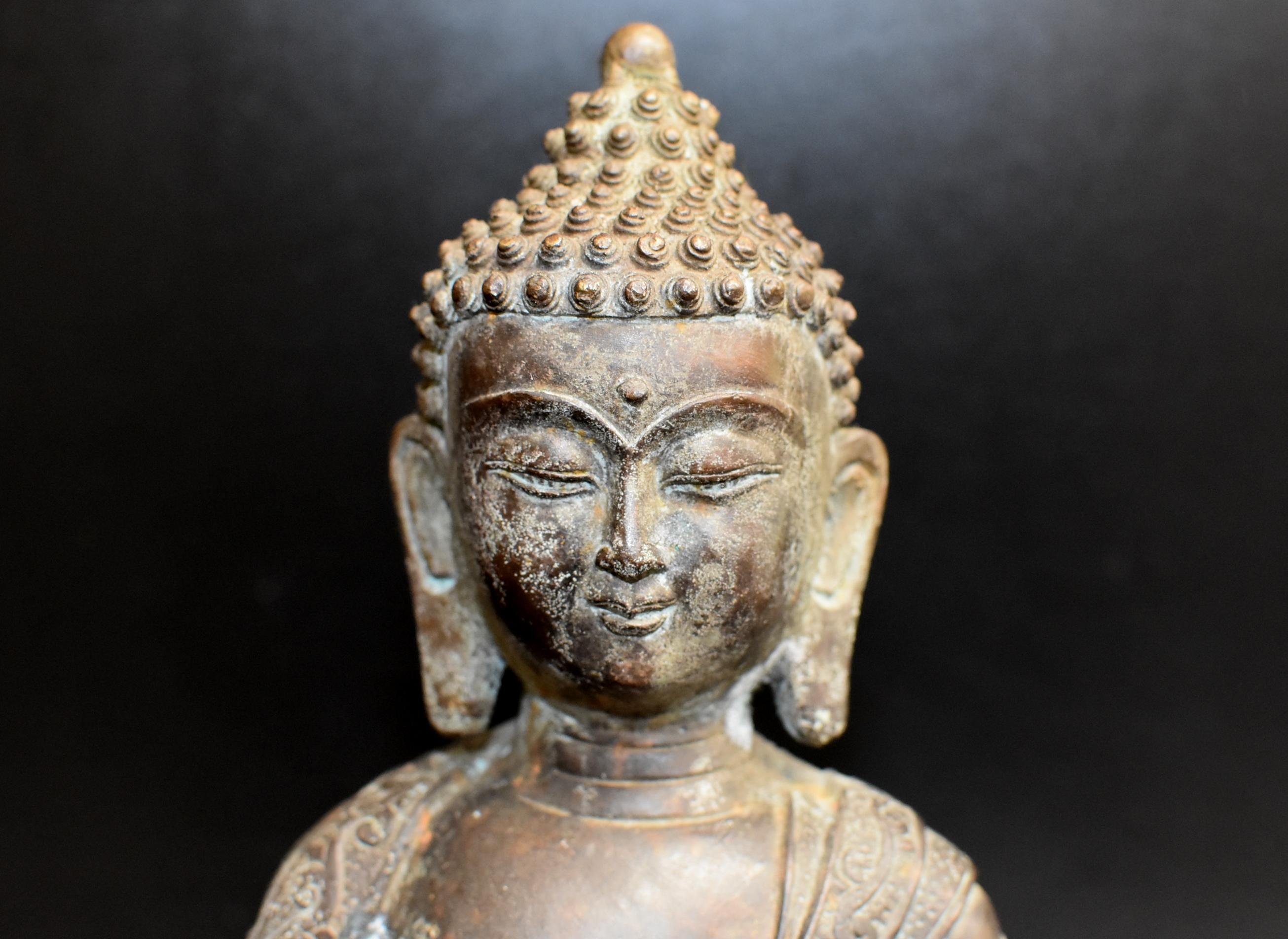 Chinese Antique Bronze Buddha, Charity and Compassion