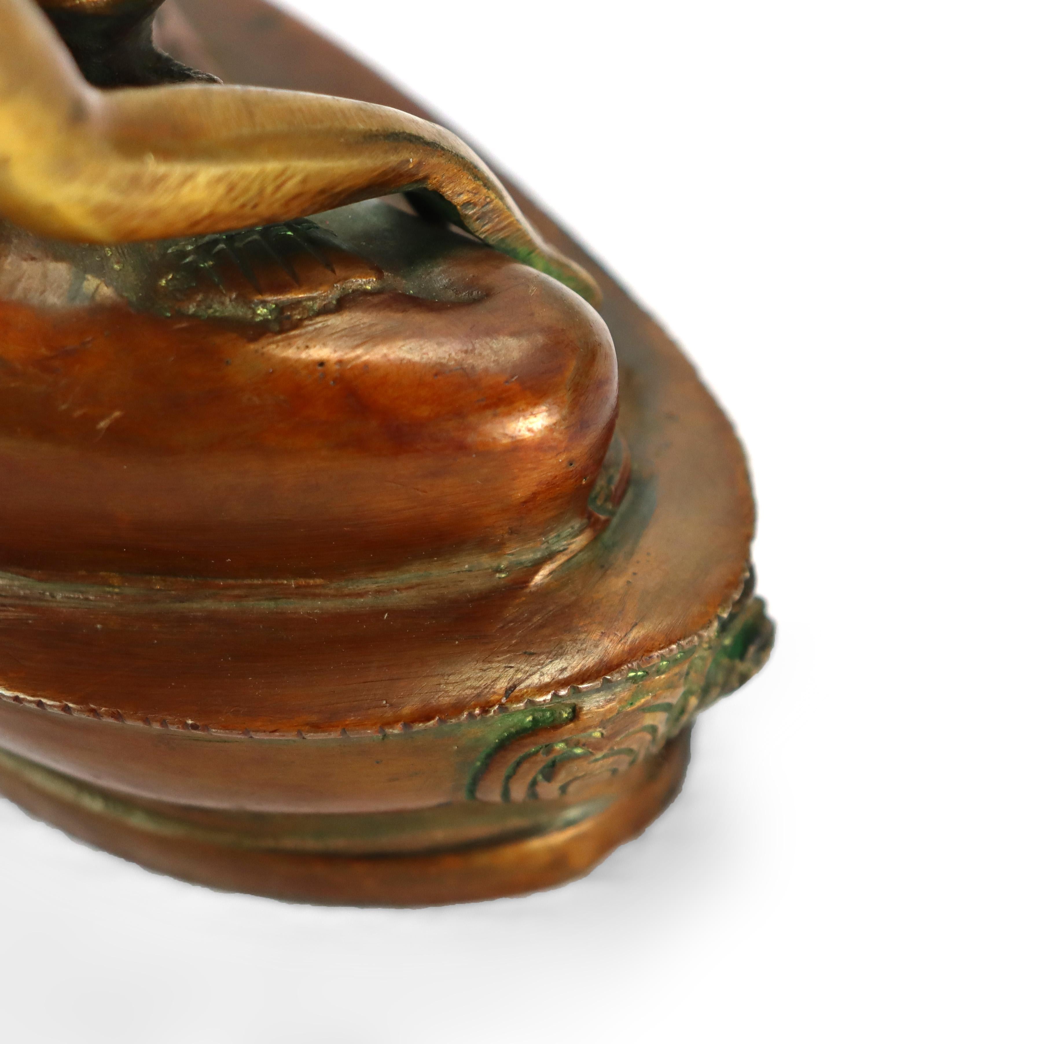 Figura di Buddha in bronzo antico C1920 in vendita 4