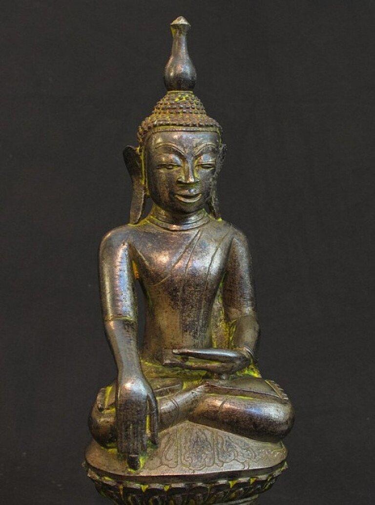 Antique Bronze Buddha from Burma Original Buddhas For Sale at 1stDibs