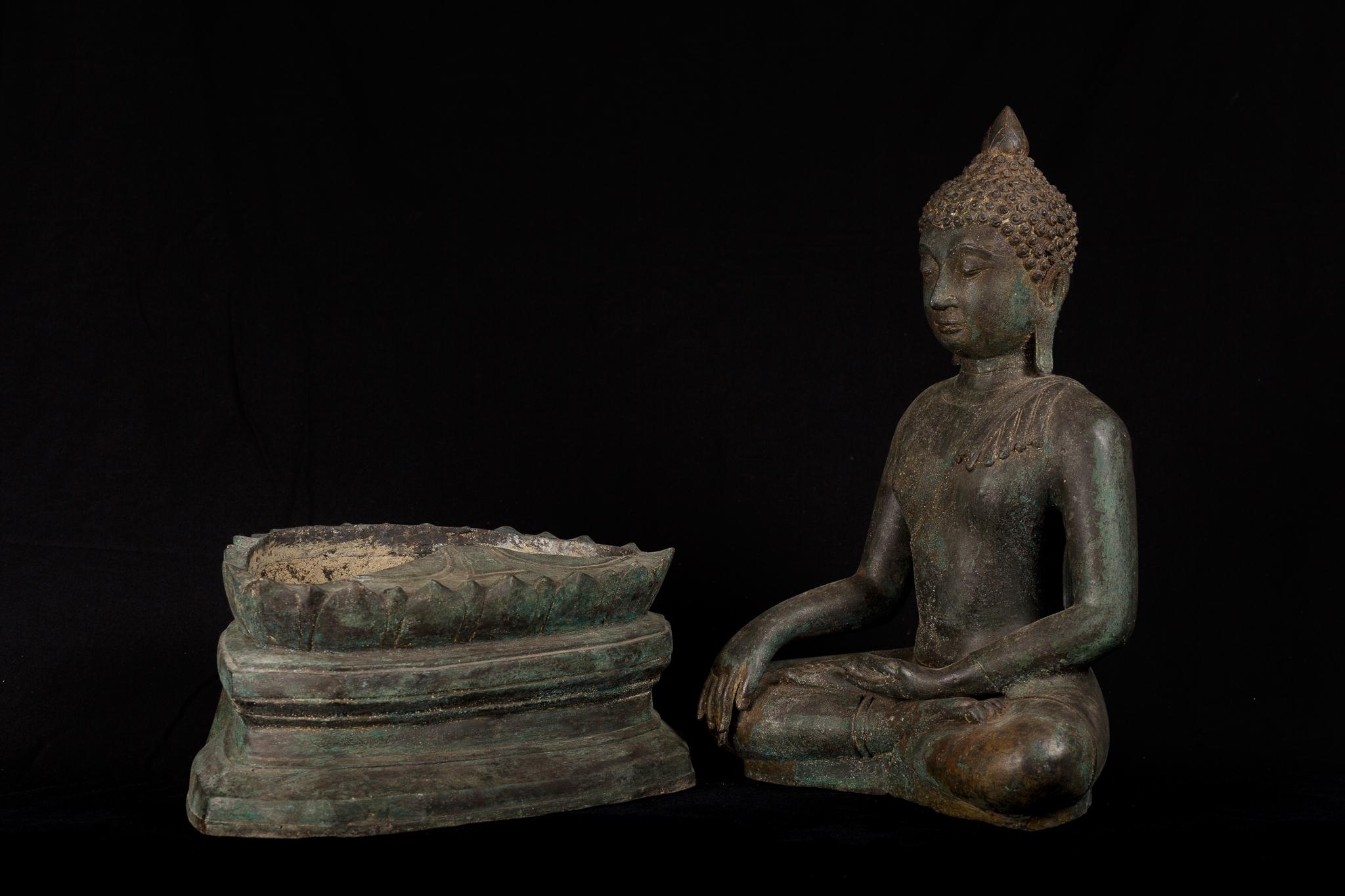 18th Century and Earlier Antique Bronze Buddha of Enlightenment Serene Down Cast Eyes, 18th Century
