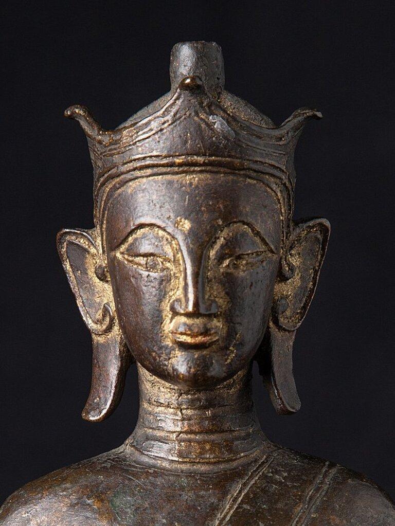 Antique Bronze Burmese Buddha from Burma For Sale 7
