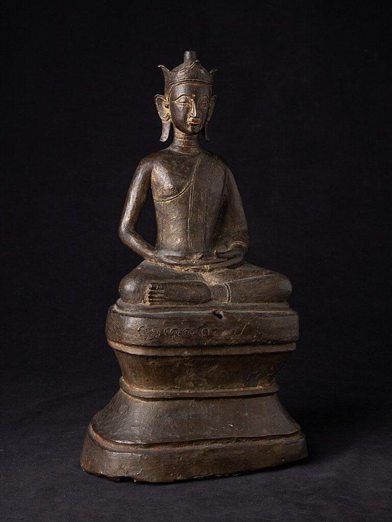 Antique Bronze Burmese Buddha from Burma For Sale 2