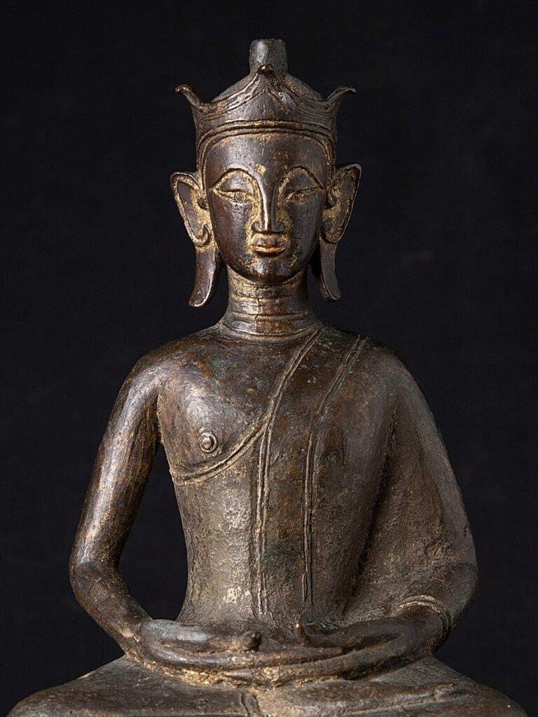 Antique Bronze Burmese Buddha from Burma For Sale 4