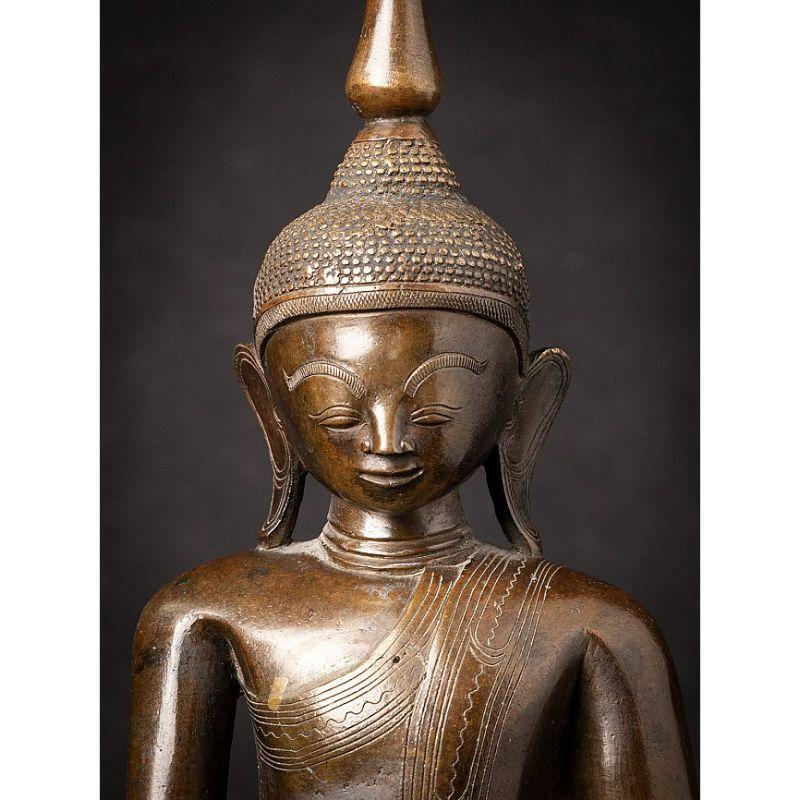 Antique Bronze Burmese Buddha Statue from Burma For Sale 6
