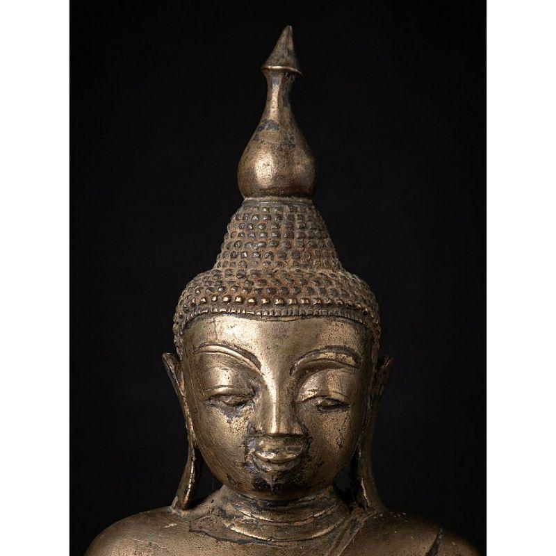 Antique Bronze Burmese Buddha Statue from Burma For Sale 6