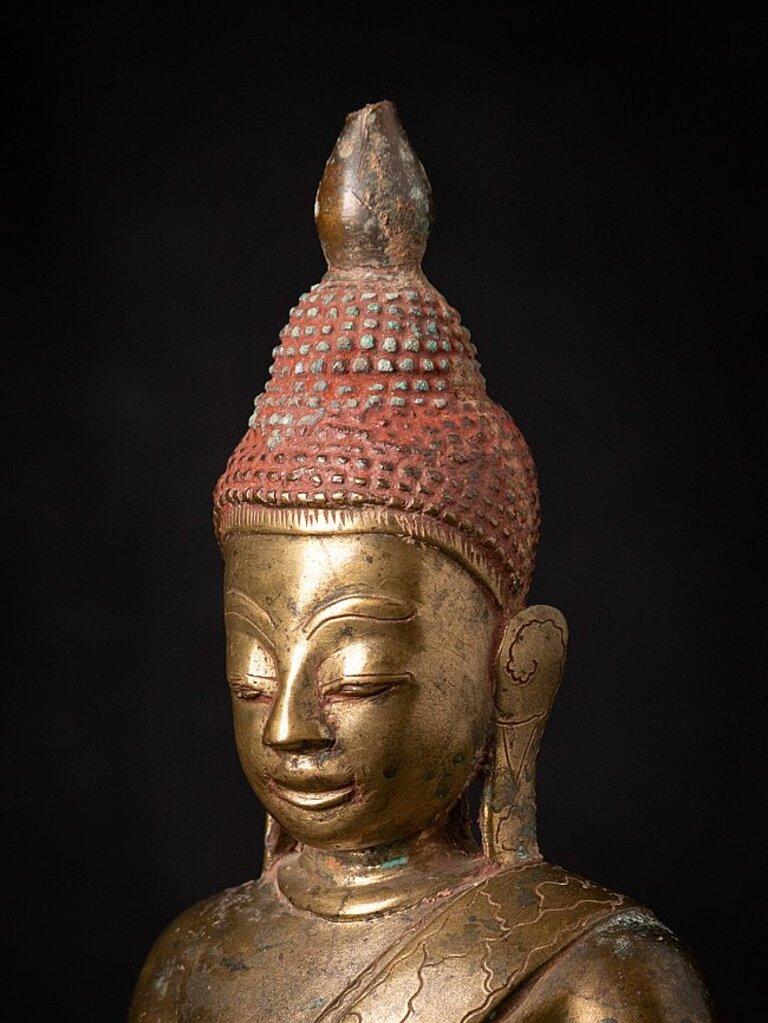 Antique Bronze Burmese Buddha Statue from Burma For Sale 8