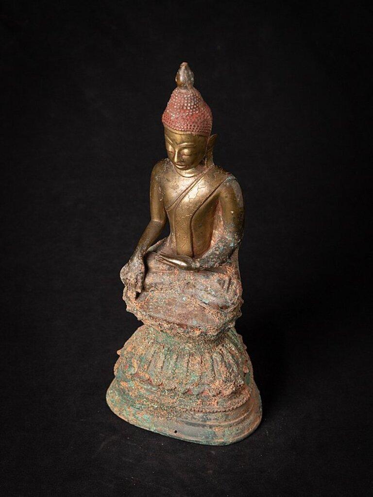 Antique Bronze Burmese Buddha Statue from Burma For Sale 9